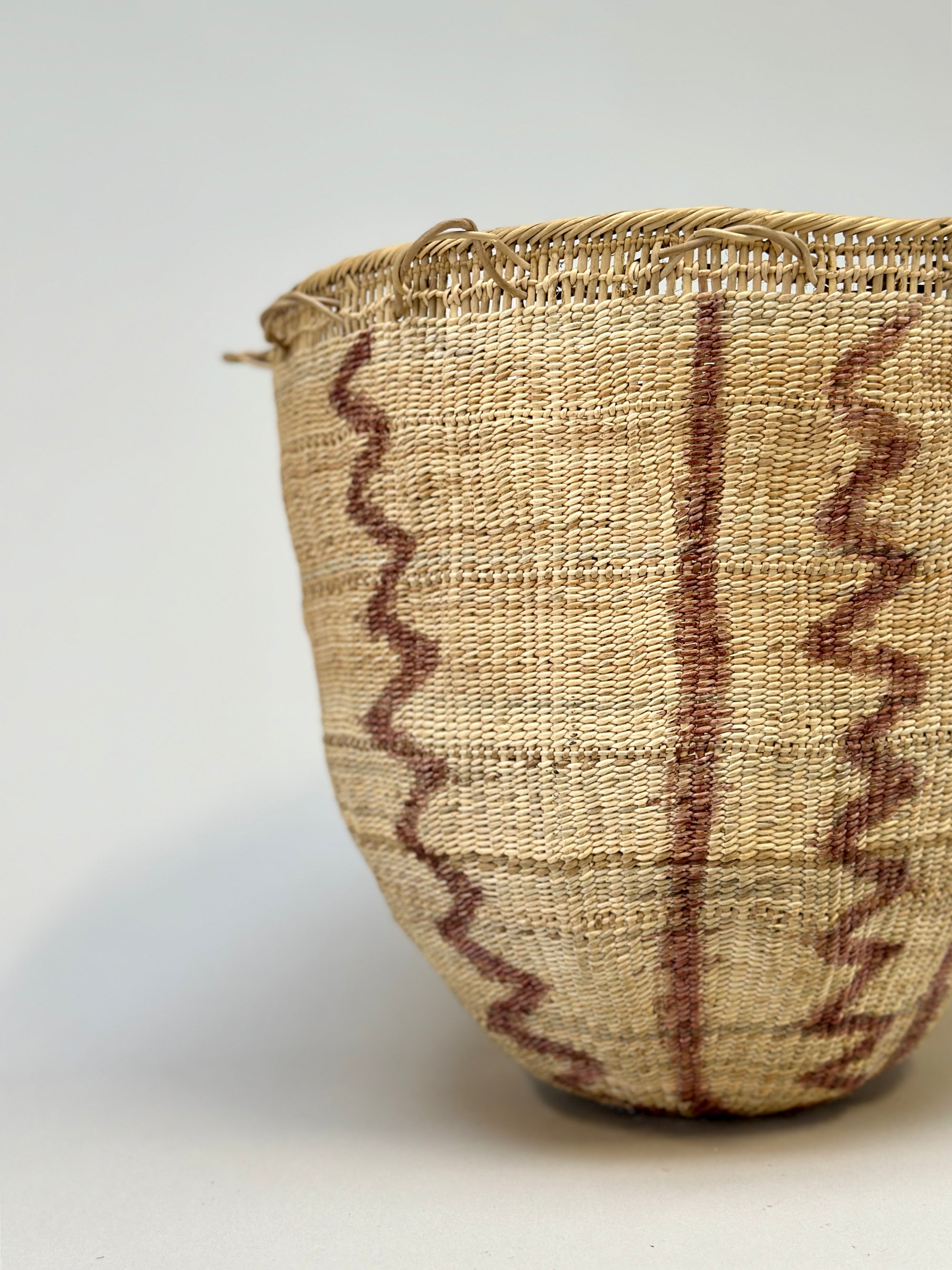 Wii Basket With Purple Graphism by Yanomami