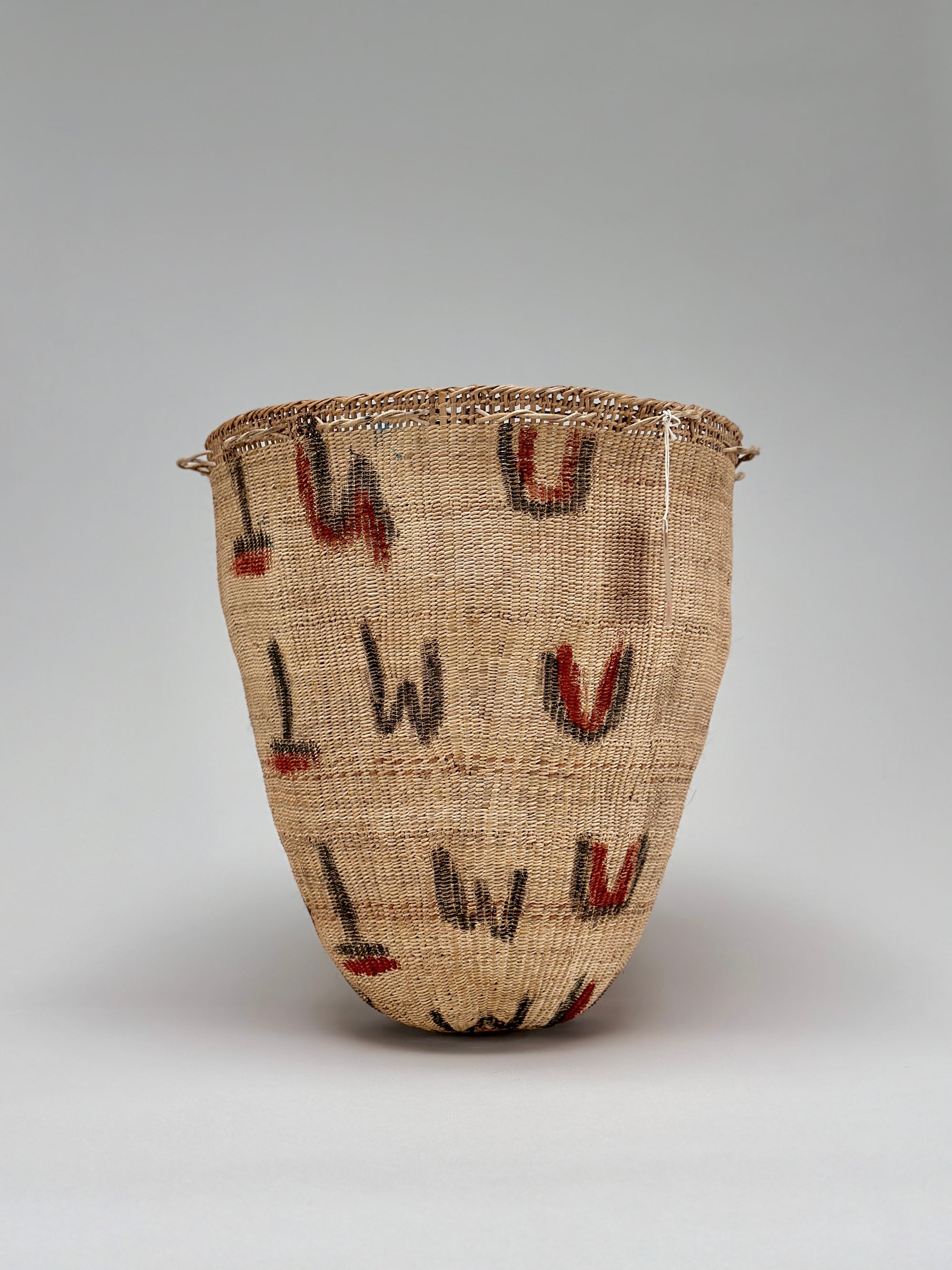 Wii Basket with Urucum & Black Graphism by Yanomami