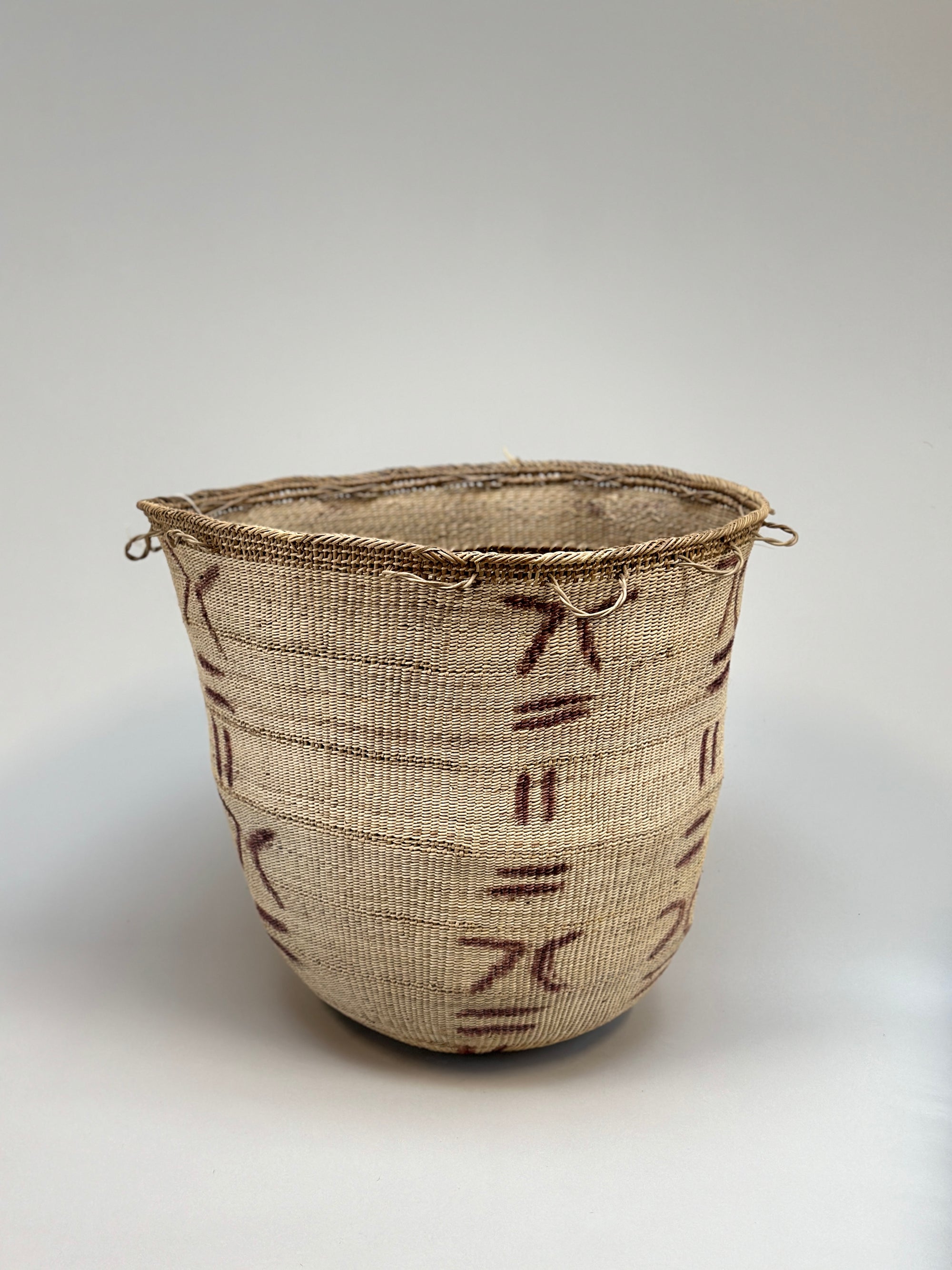 Wii Basket With Purple Graphism by Yanomami