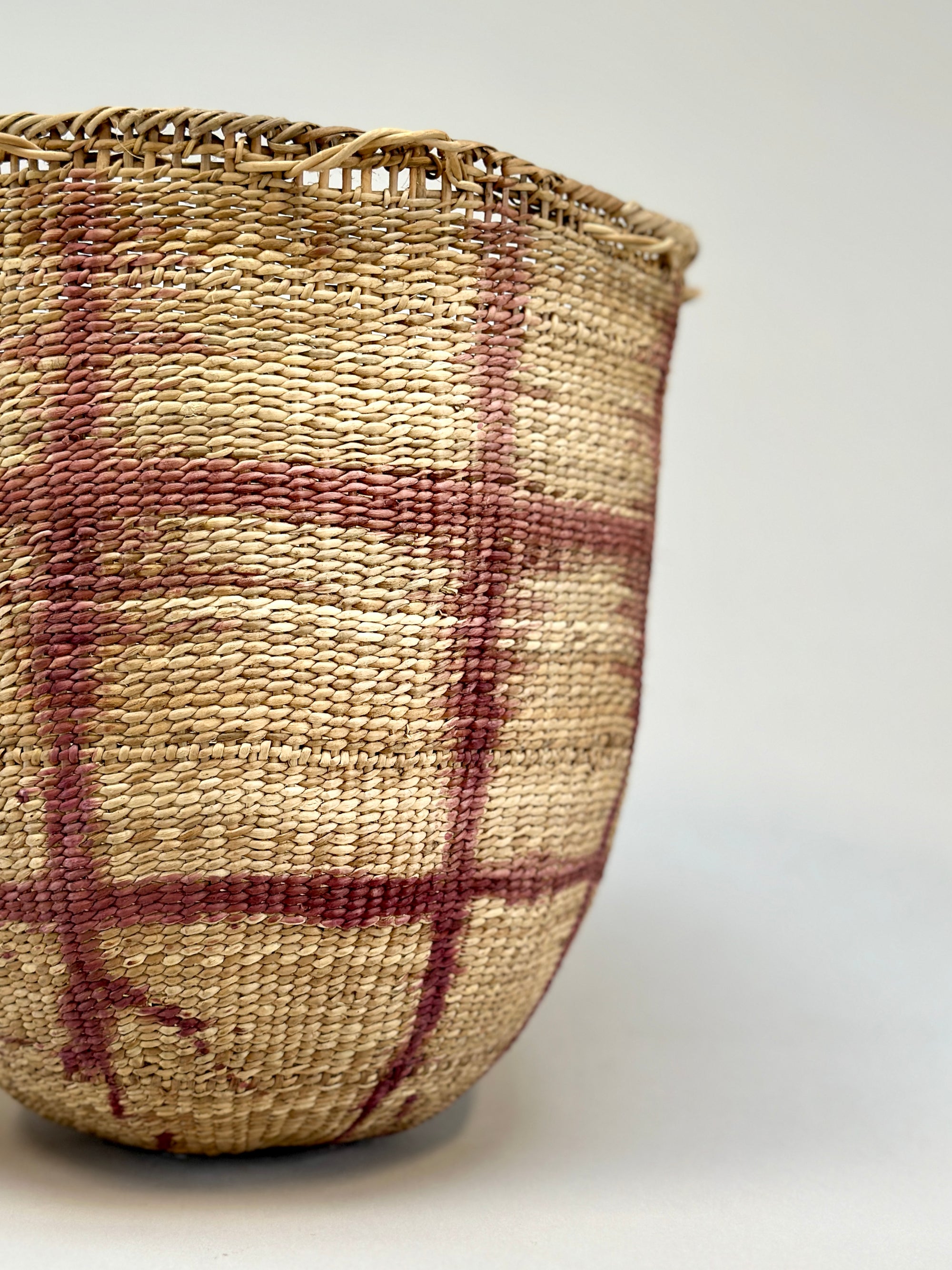 Wii Basket With Purple Graphism by Yanomami