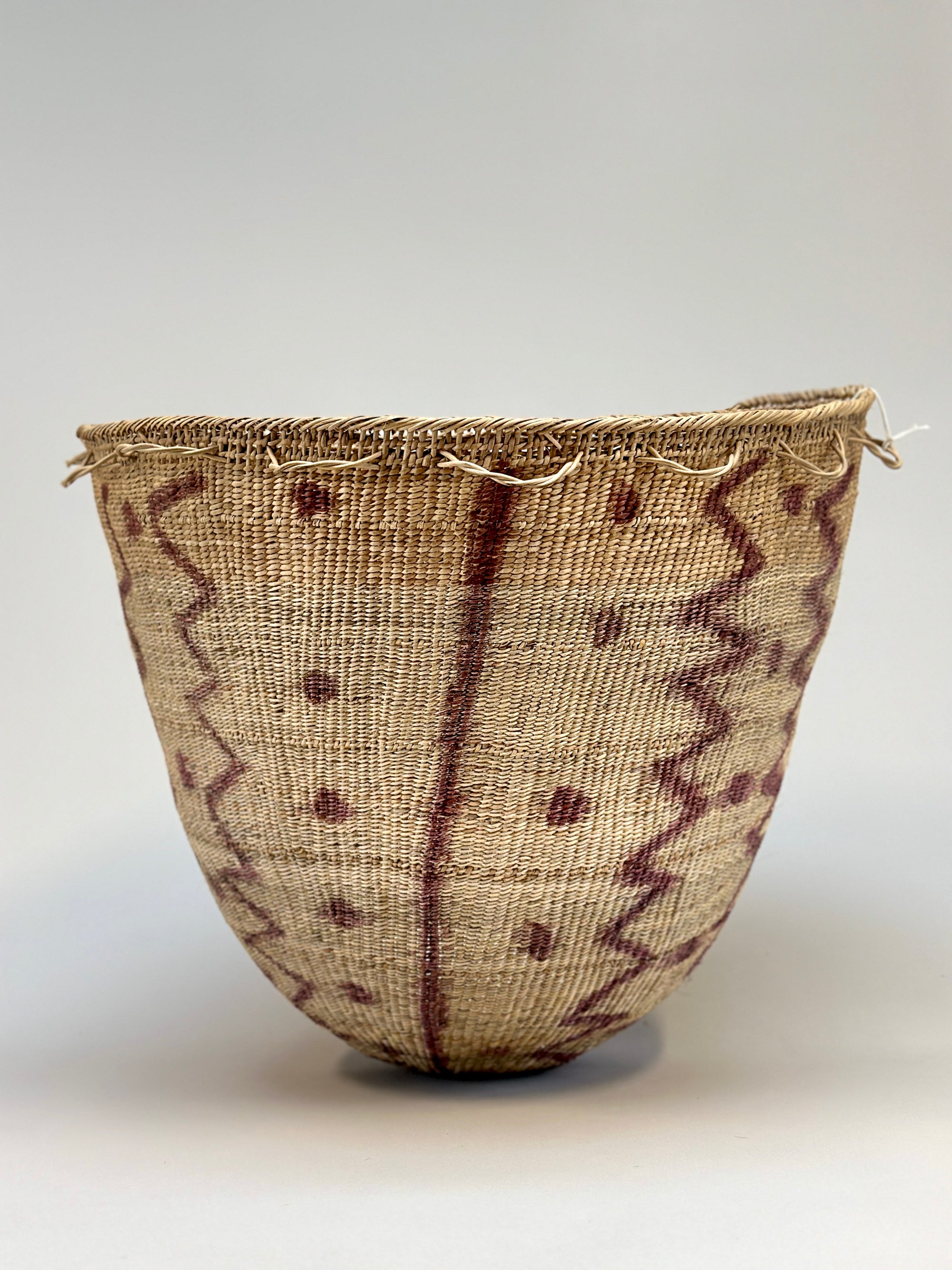 Wii Basket With Purple Graphism by Yanomami