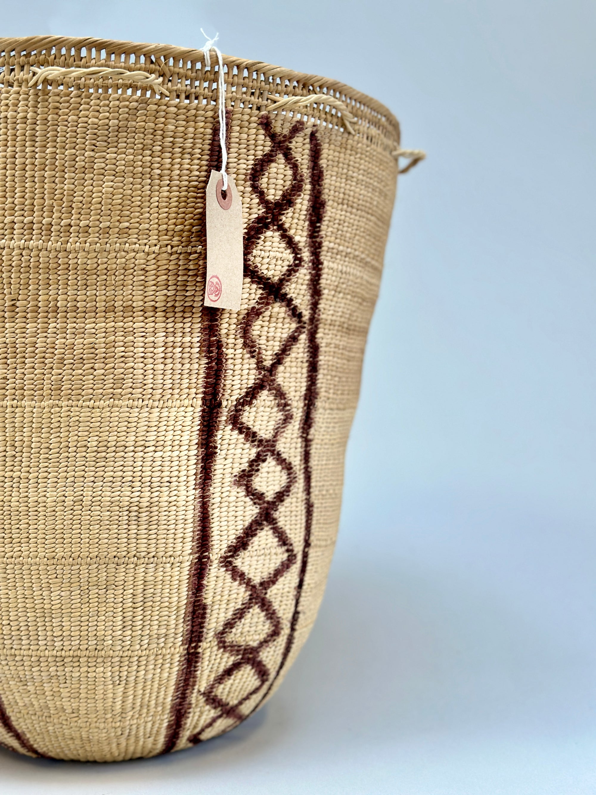 Wii Basket With Purple Graphism by Yanomami