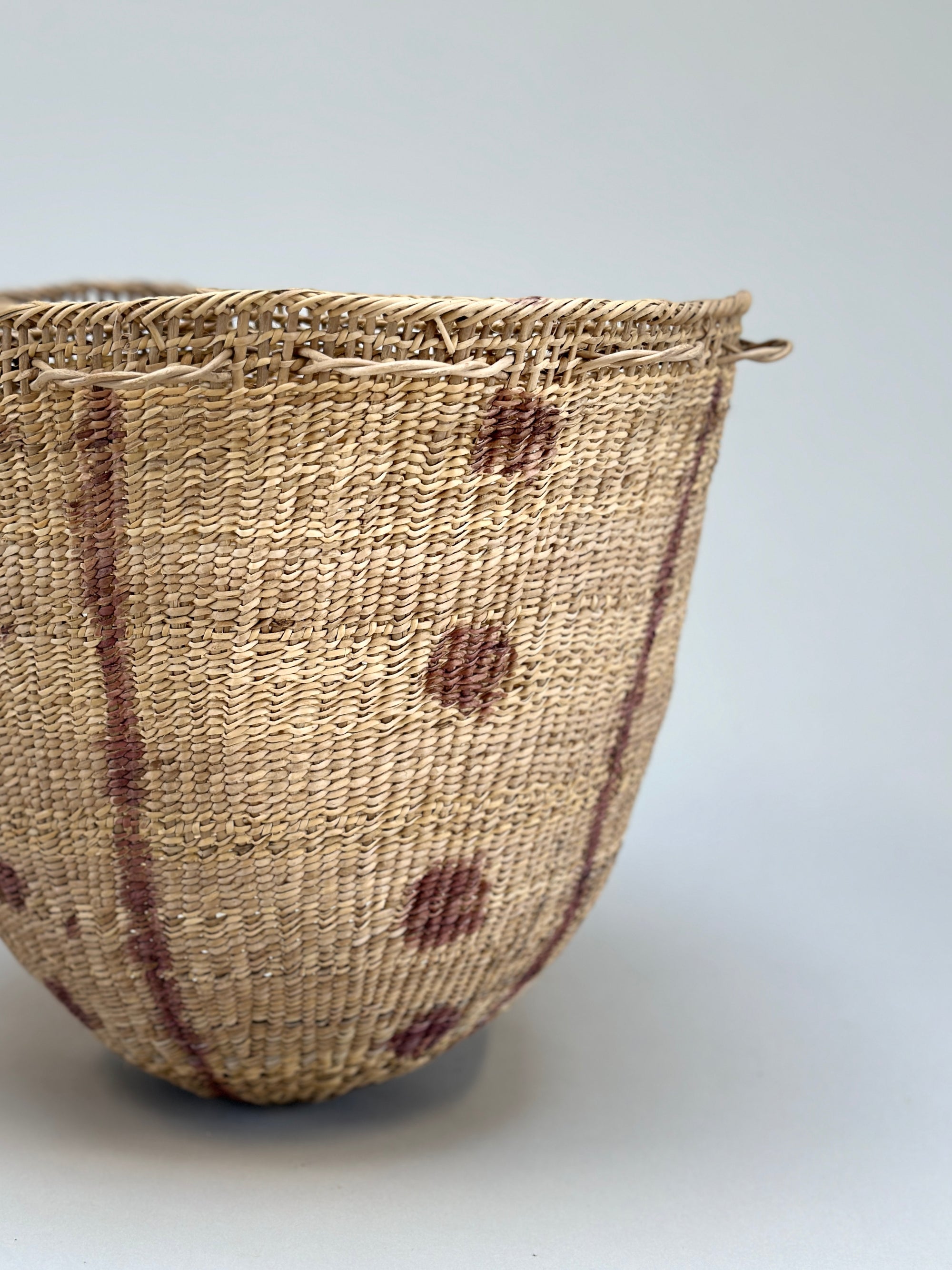 Wii Basket With Purple Graphism by Yanomami