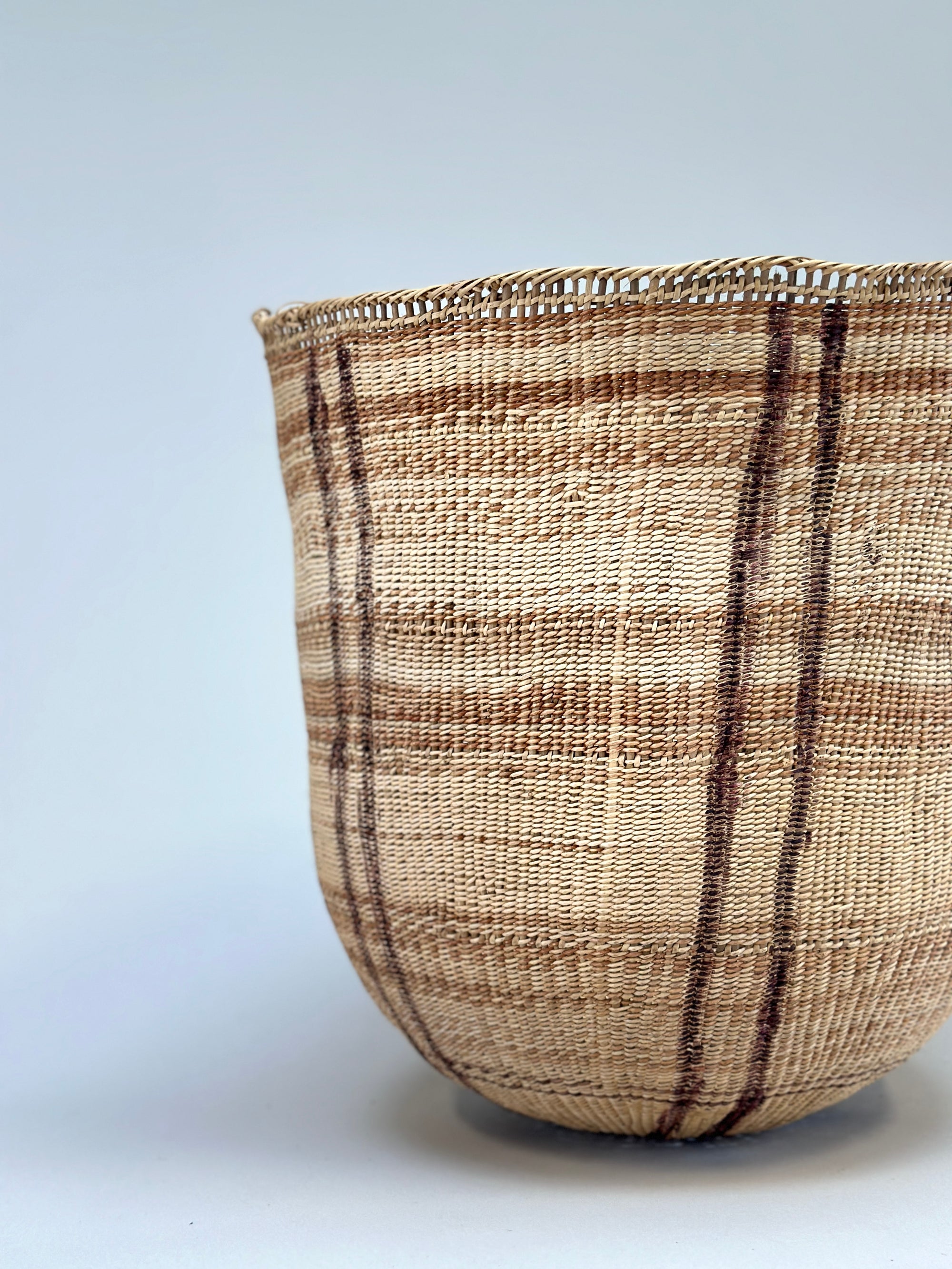 Wii Basket With Purple Graphism by Yanomami