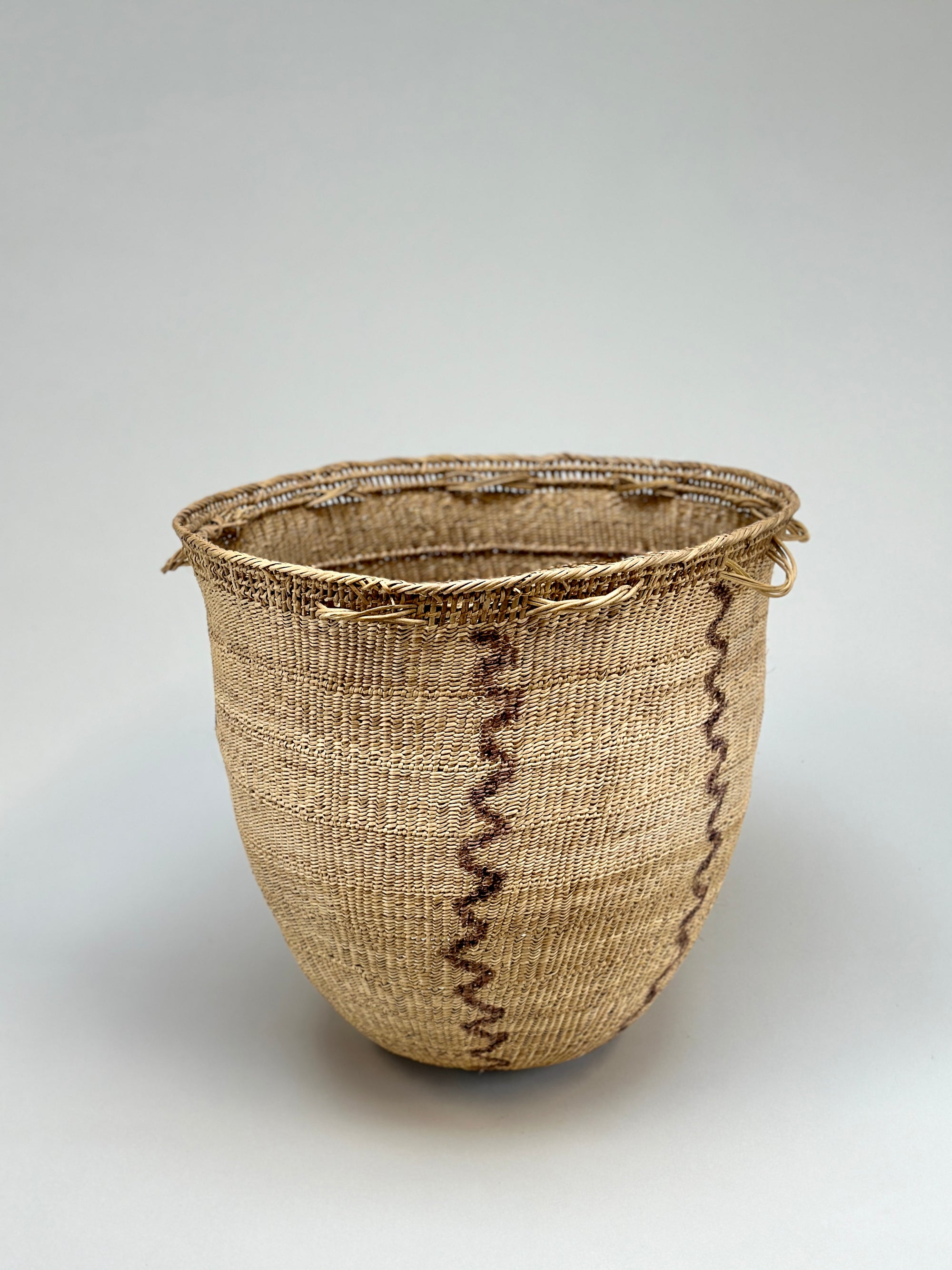 Wii Basket With Purple Graphism by Yanomami