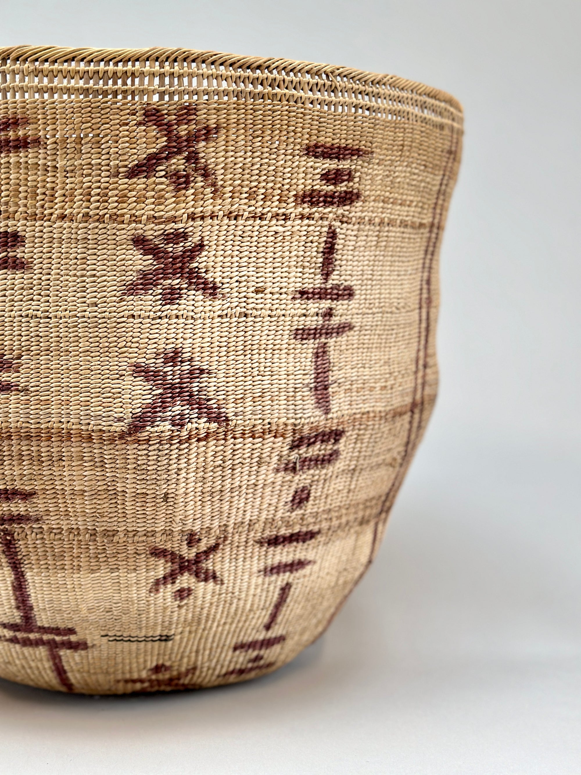 Wii Basket With Purple Graphism by Yanomami