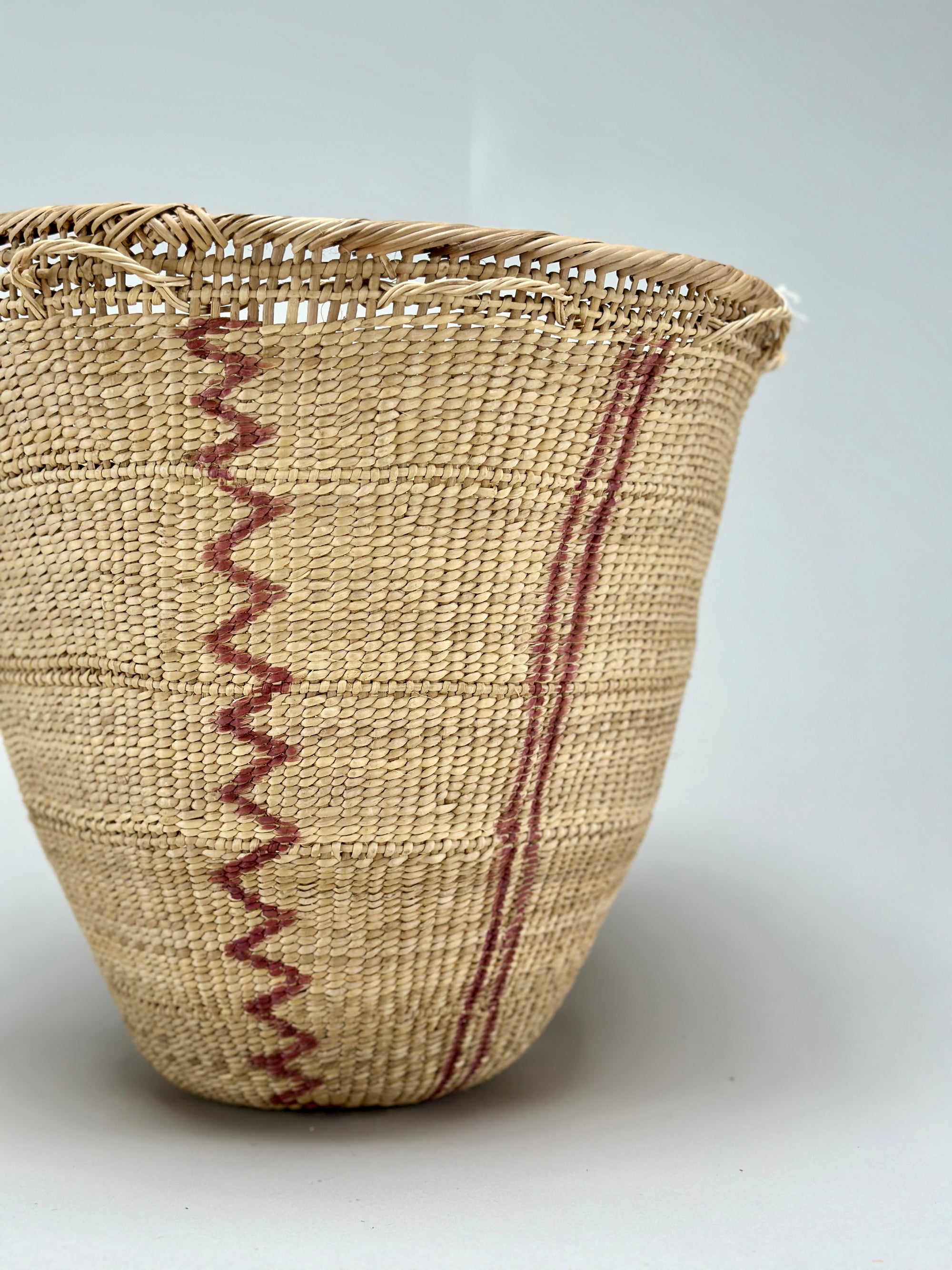 Wii Basket With Purple Graphism by Yanomami