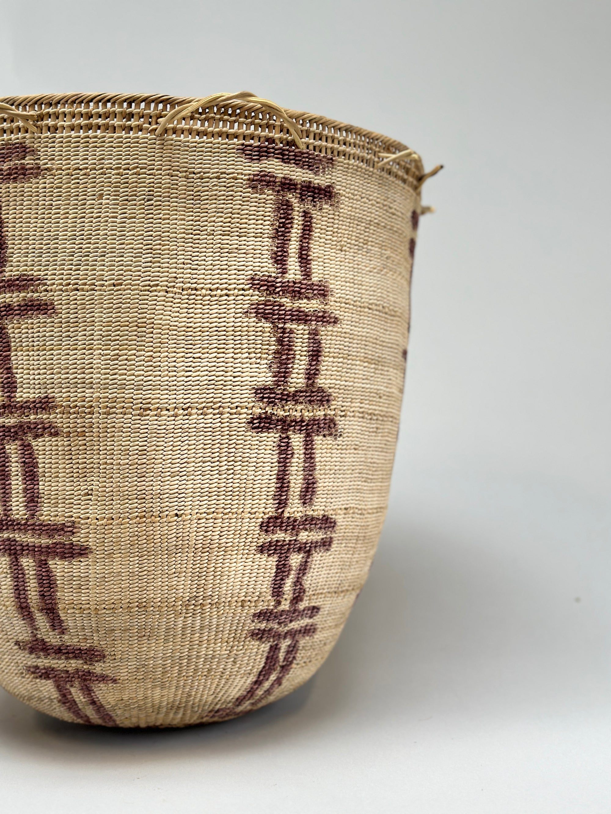 Wii Basket With Purple Graphism by Yanomami