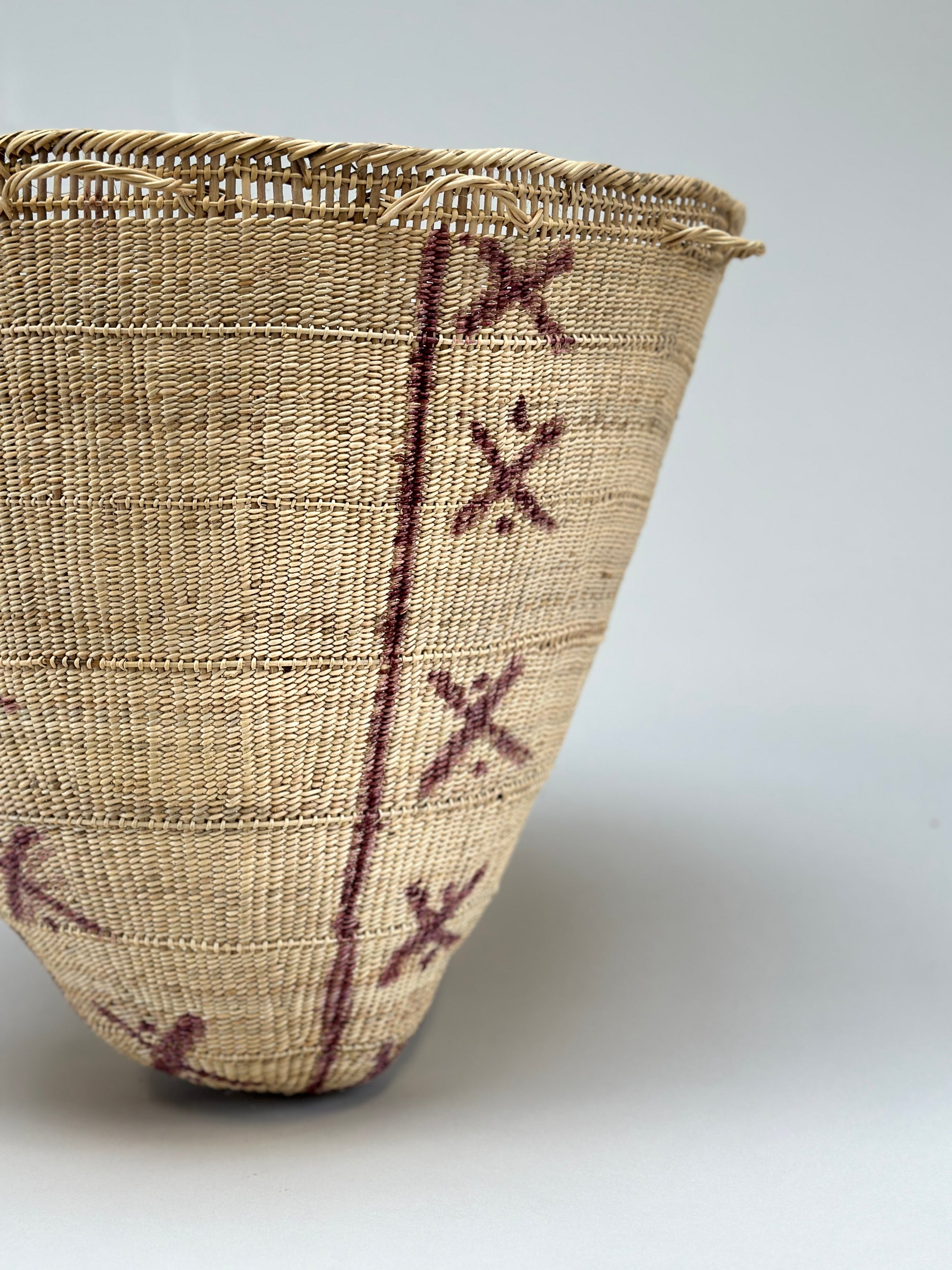 Wii Basket With Purple Graphism by Yanomami