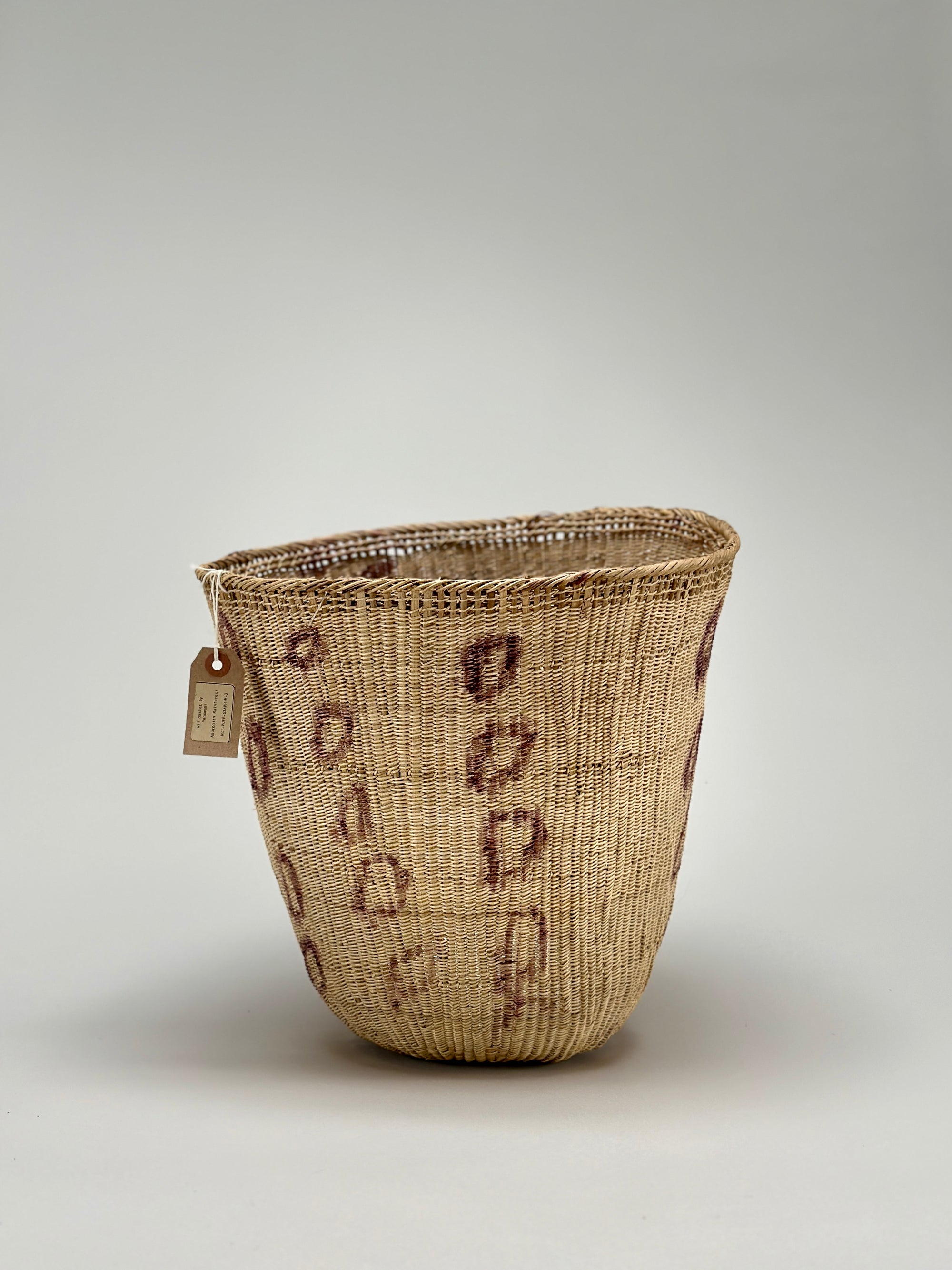 Wii Basket With Purple Graphism by Yanomami