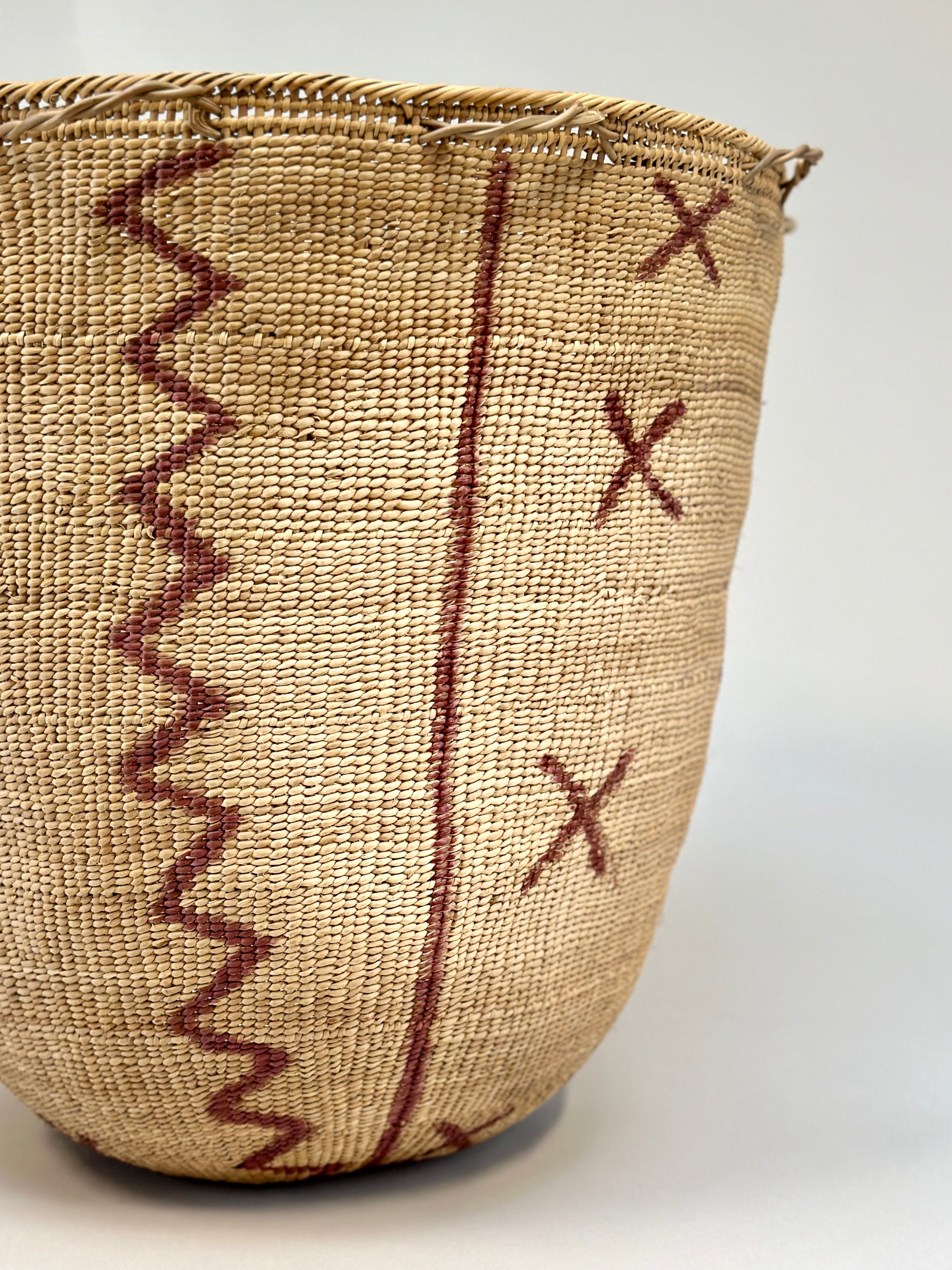 Wii Basket With Purple Graphism by Yanomami