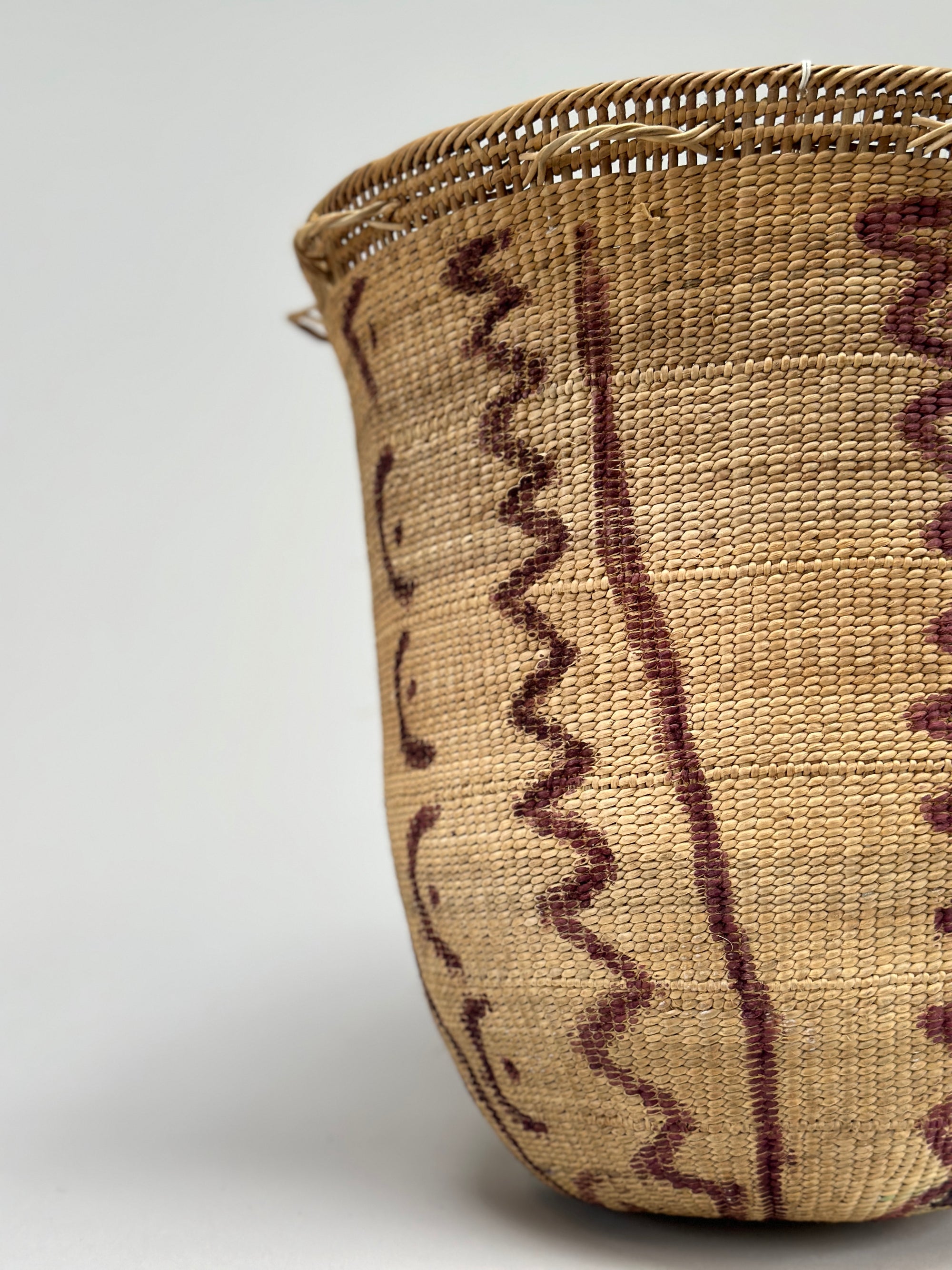 Wii Basket With Purple Graphism by Yanomami