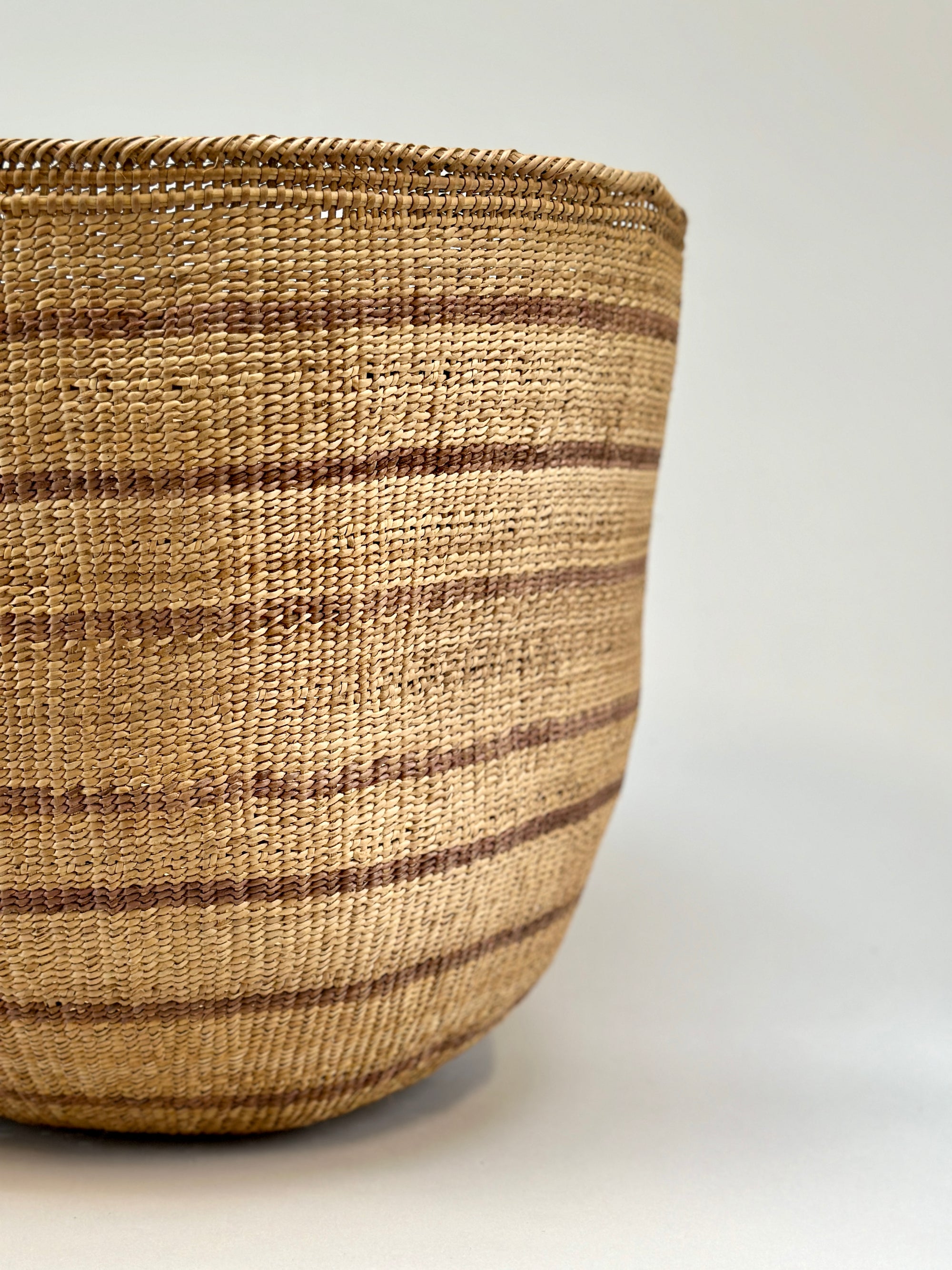 Wii Basket With Purple Graphism by Yanomami