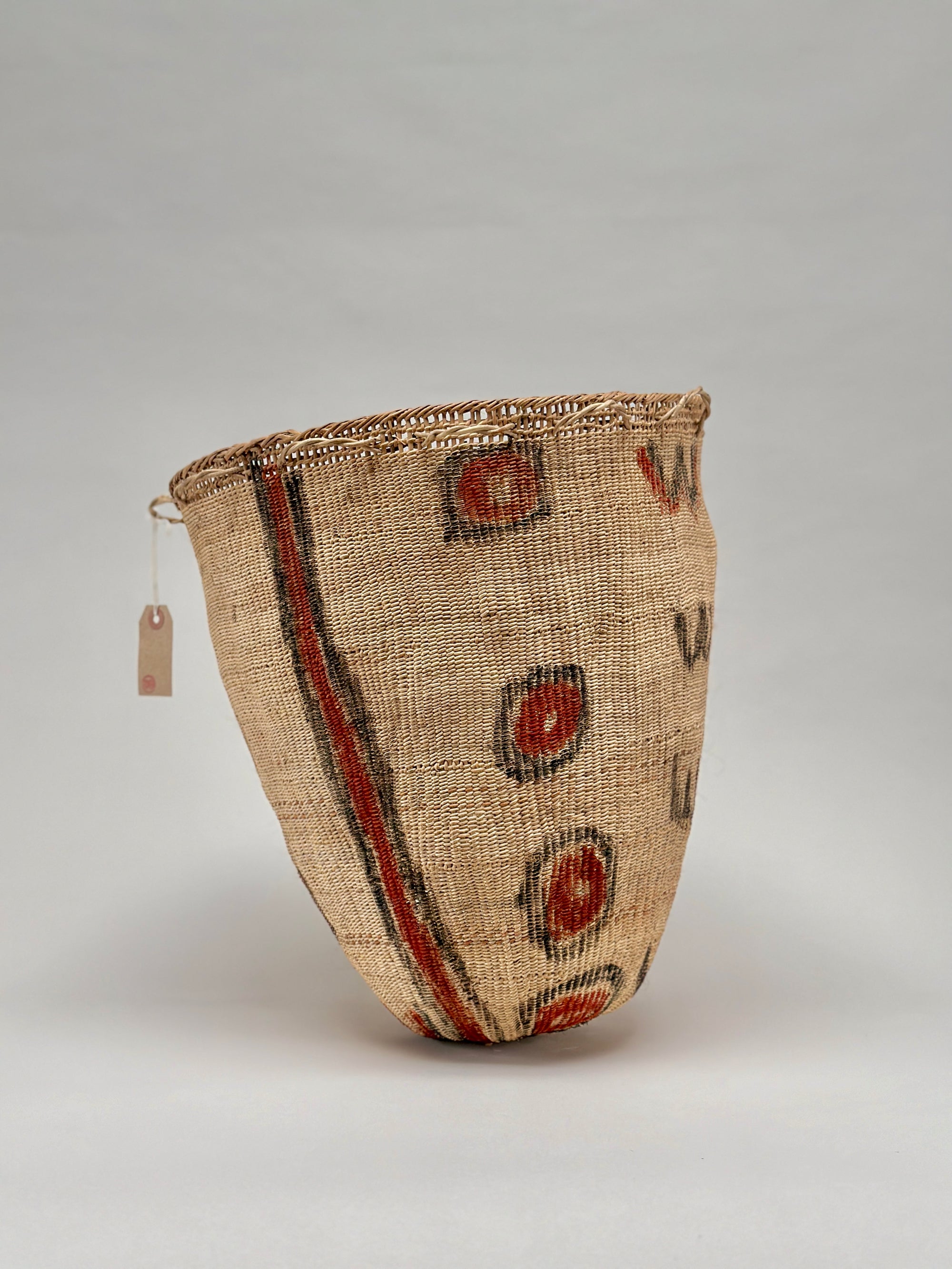 Wii Basket with Urucum & Black Graphism by Yanomami