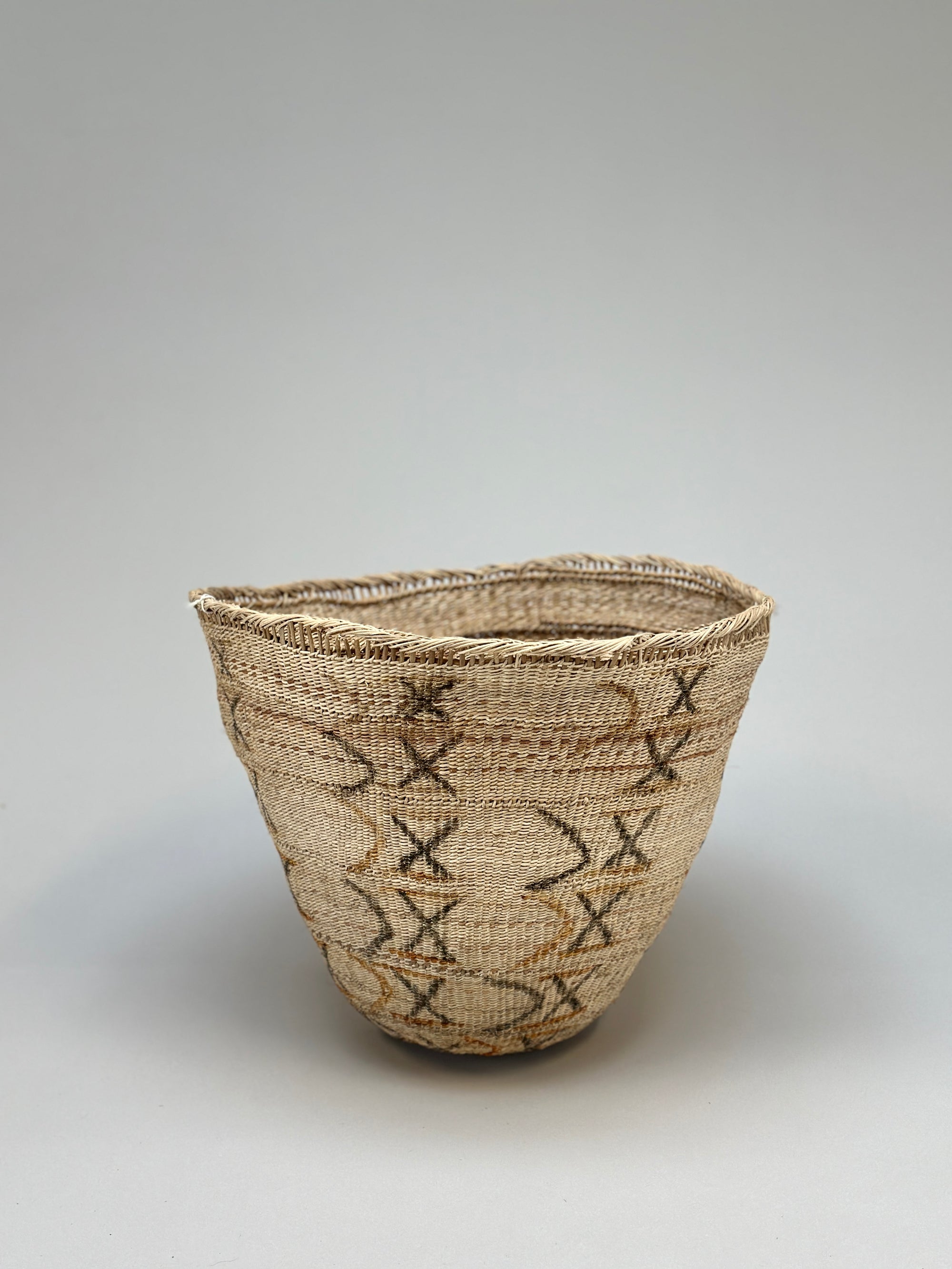 Wii Basket with Urucum & Black Graphism by Yanomami