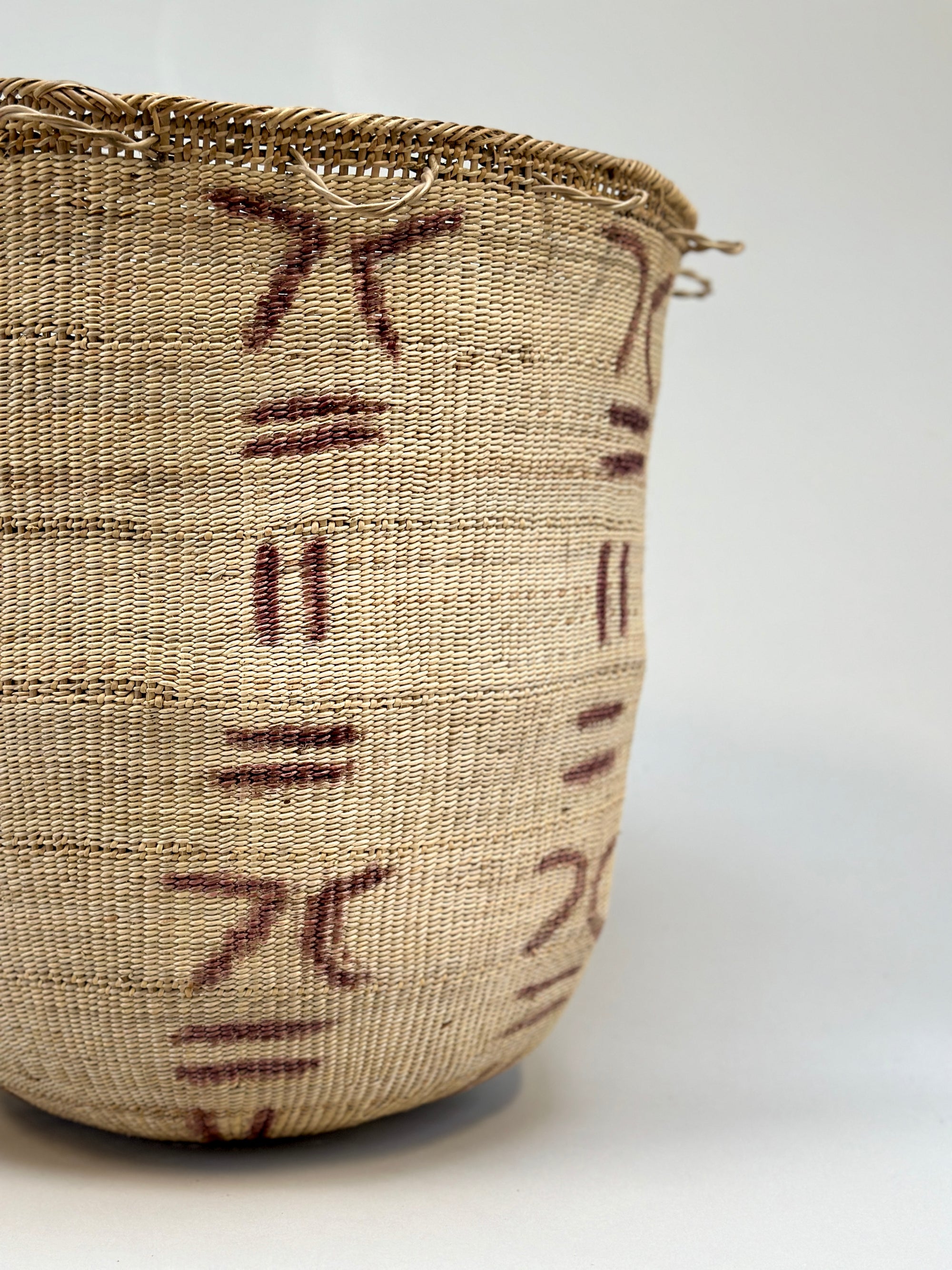 Wii Basket With Purple Graphism by Yanomami
