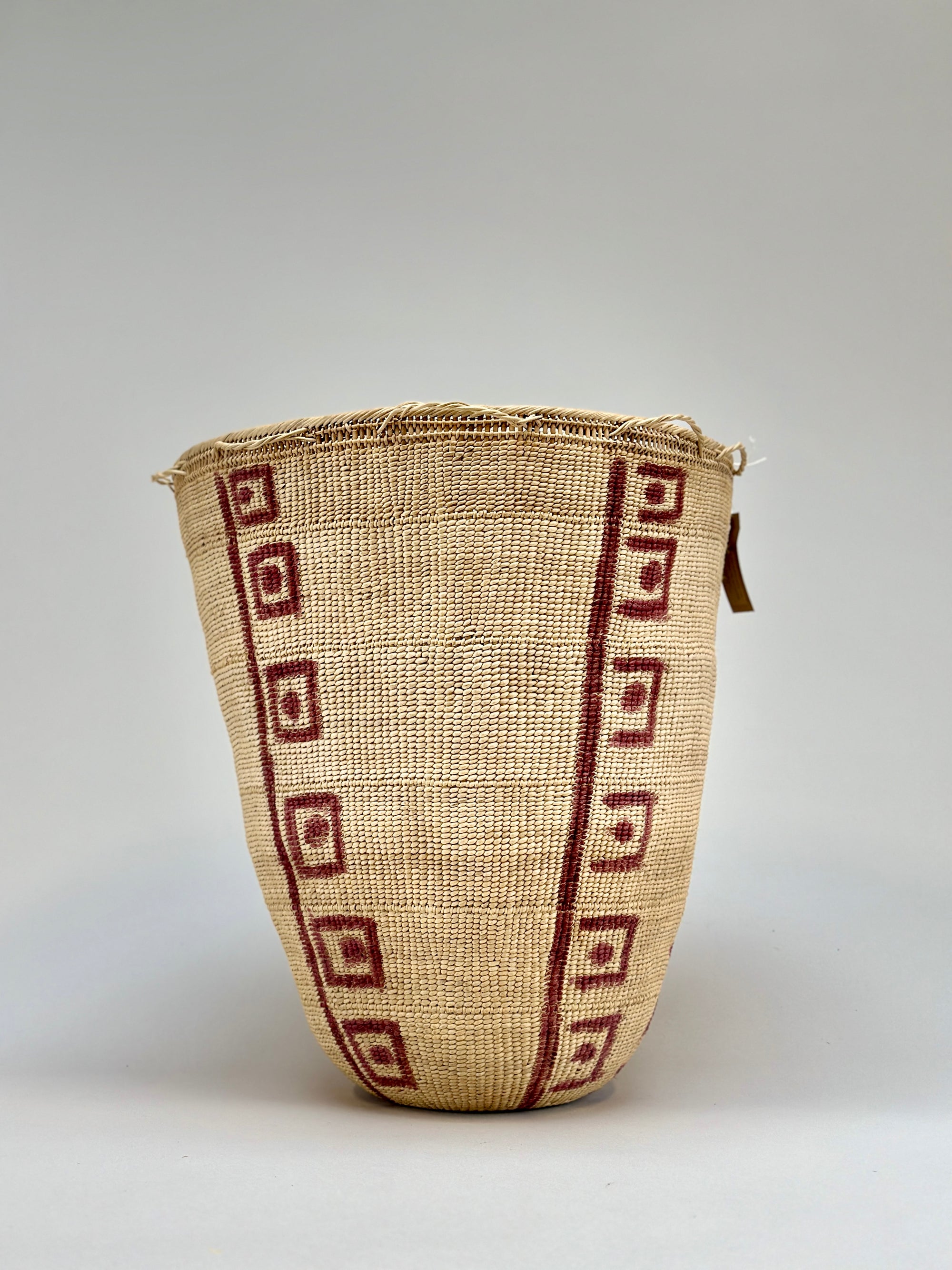 Wii Basket With Purple Graphism by Yanomami