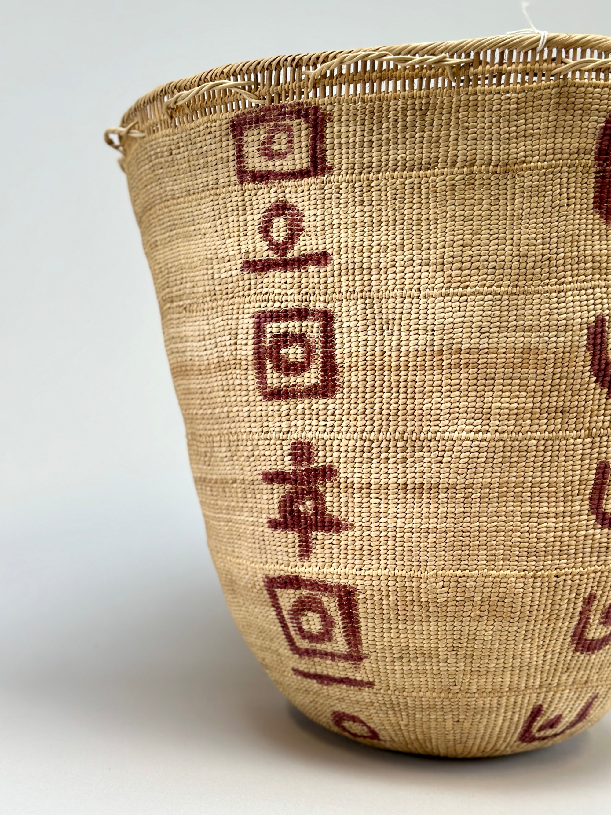 Wii Basket With Purple Graphism by Yanomami