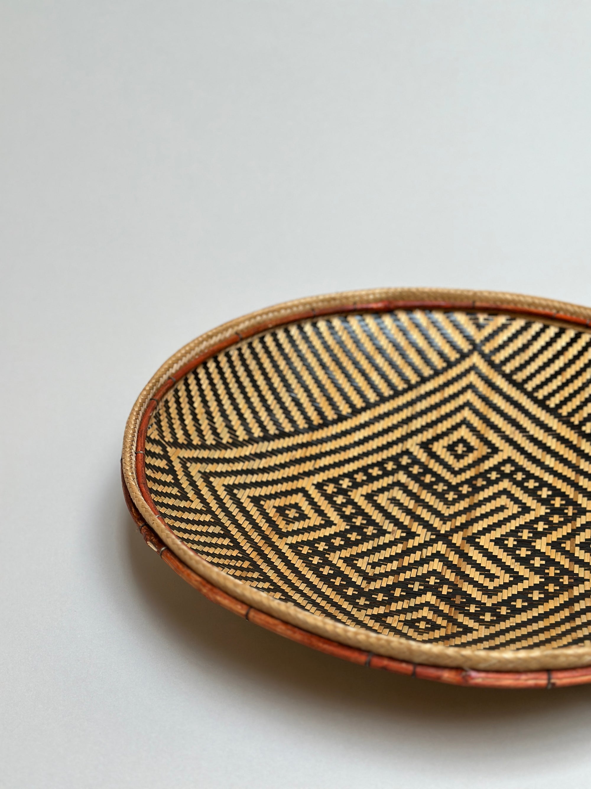 Traditional Flat Basket by Yekuana