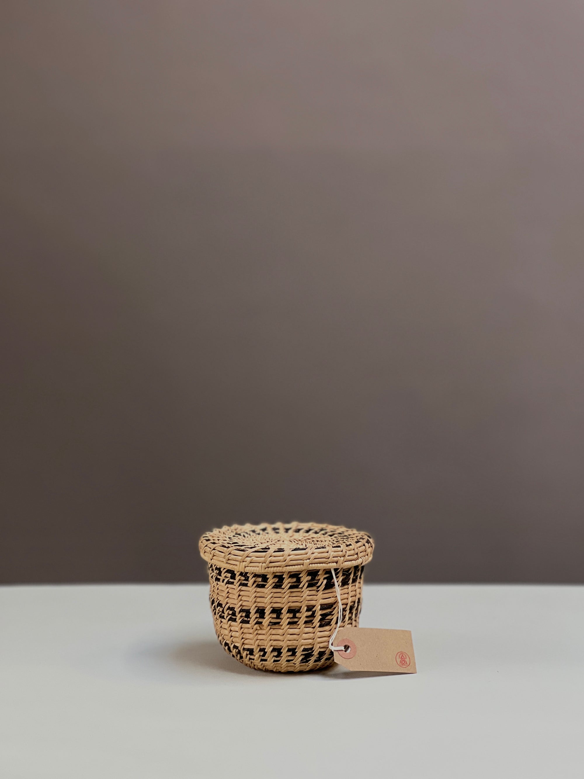 Motorohina Basket with Perisi