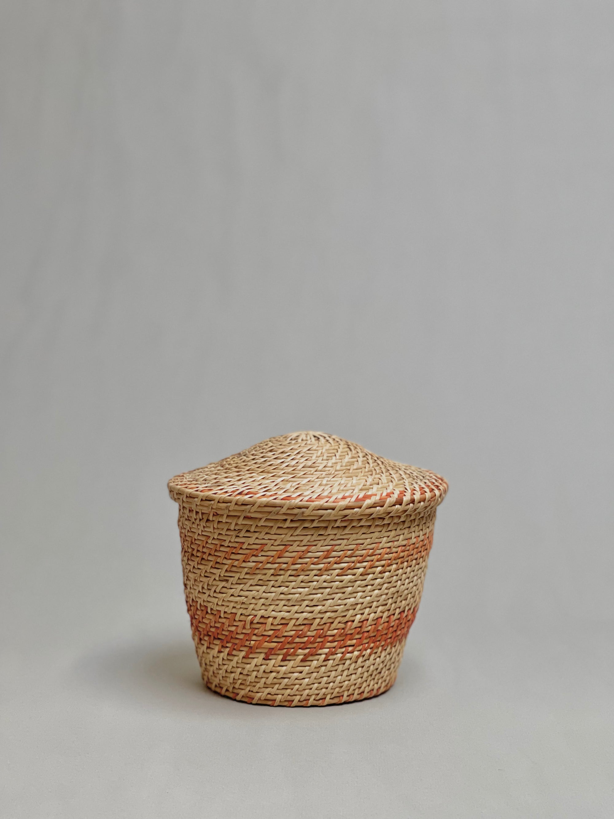 Motorohina Basket with Urucum Painting
