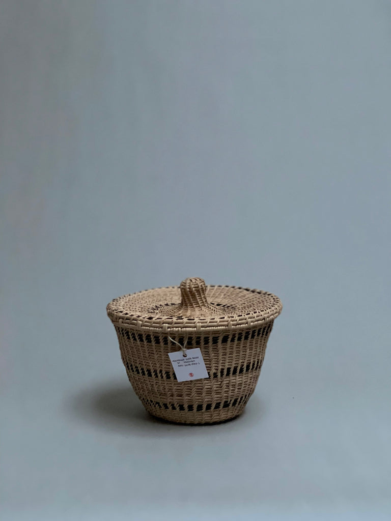 Motorohina Knob Basket with Perisi Fungi