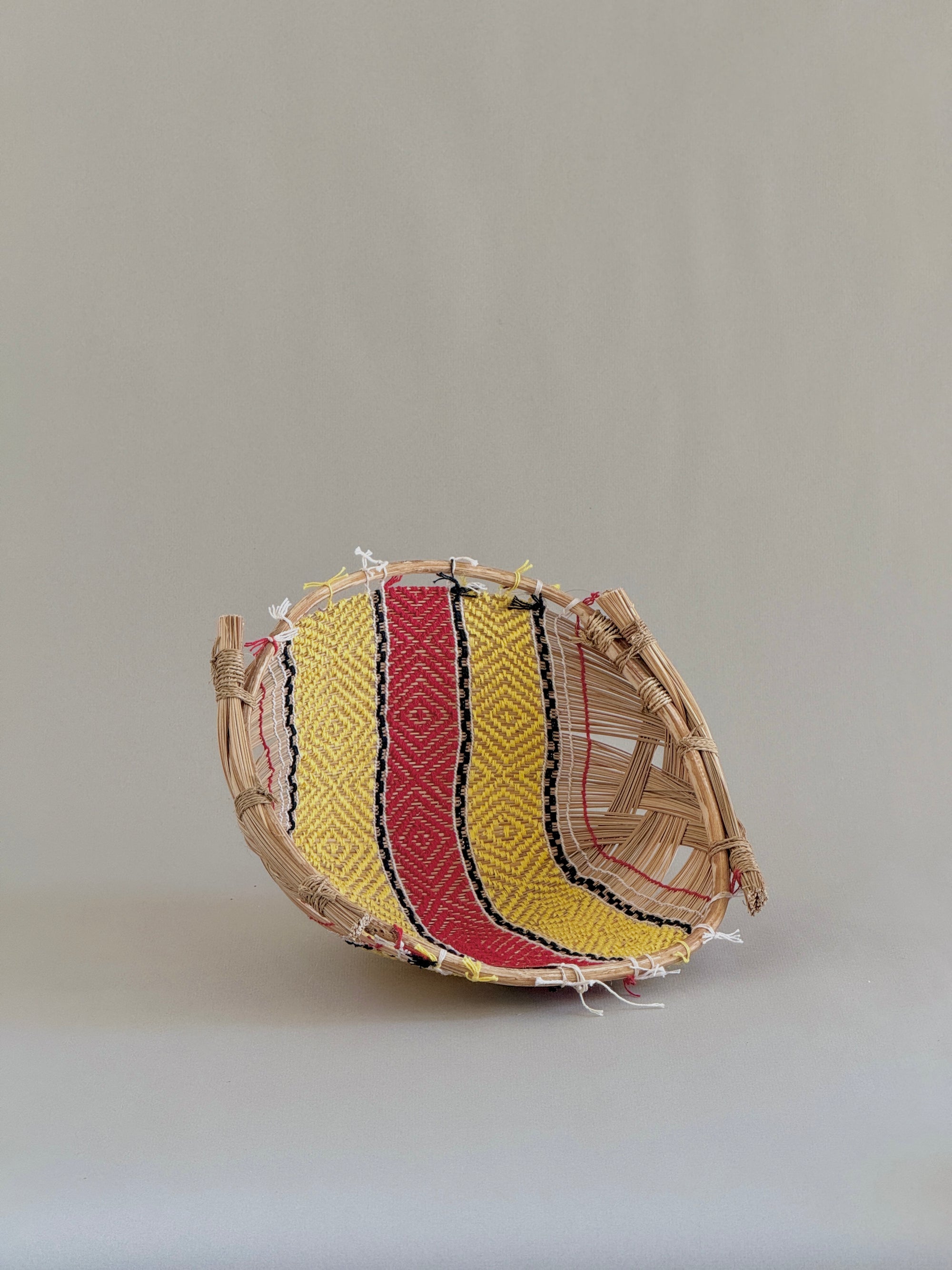 Mehinako Kunho Basket | Mixed Pigment Graphism