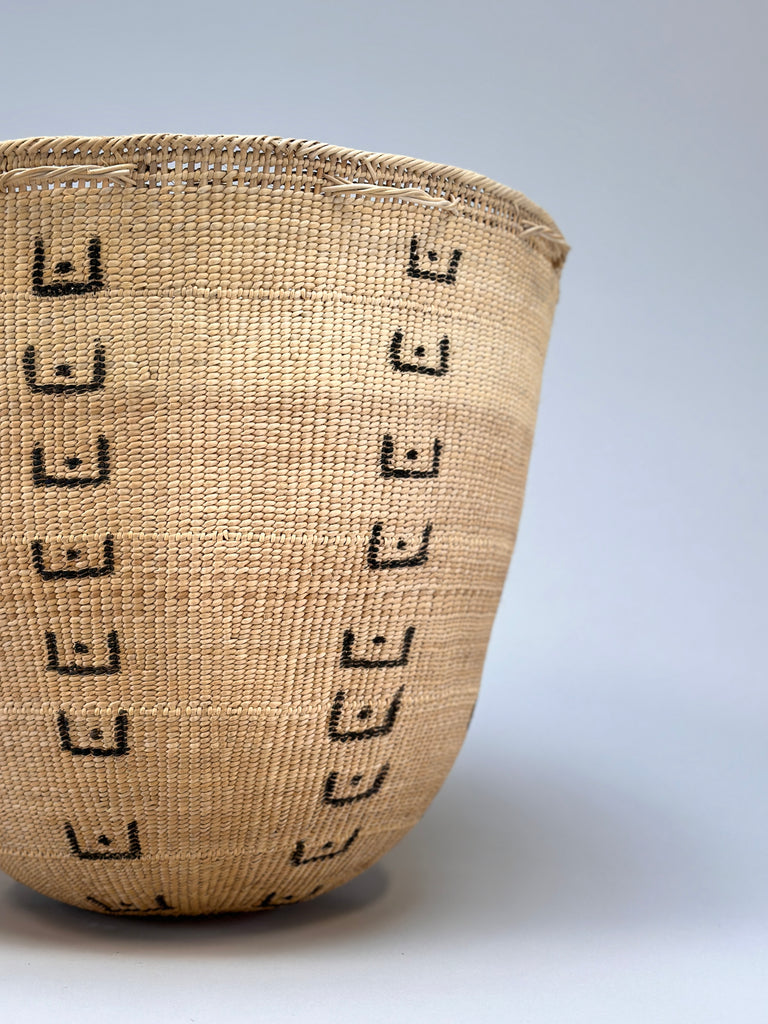 Wii Basket with Graphism by Yanomami