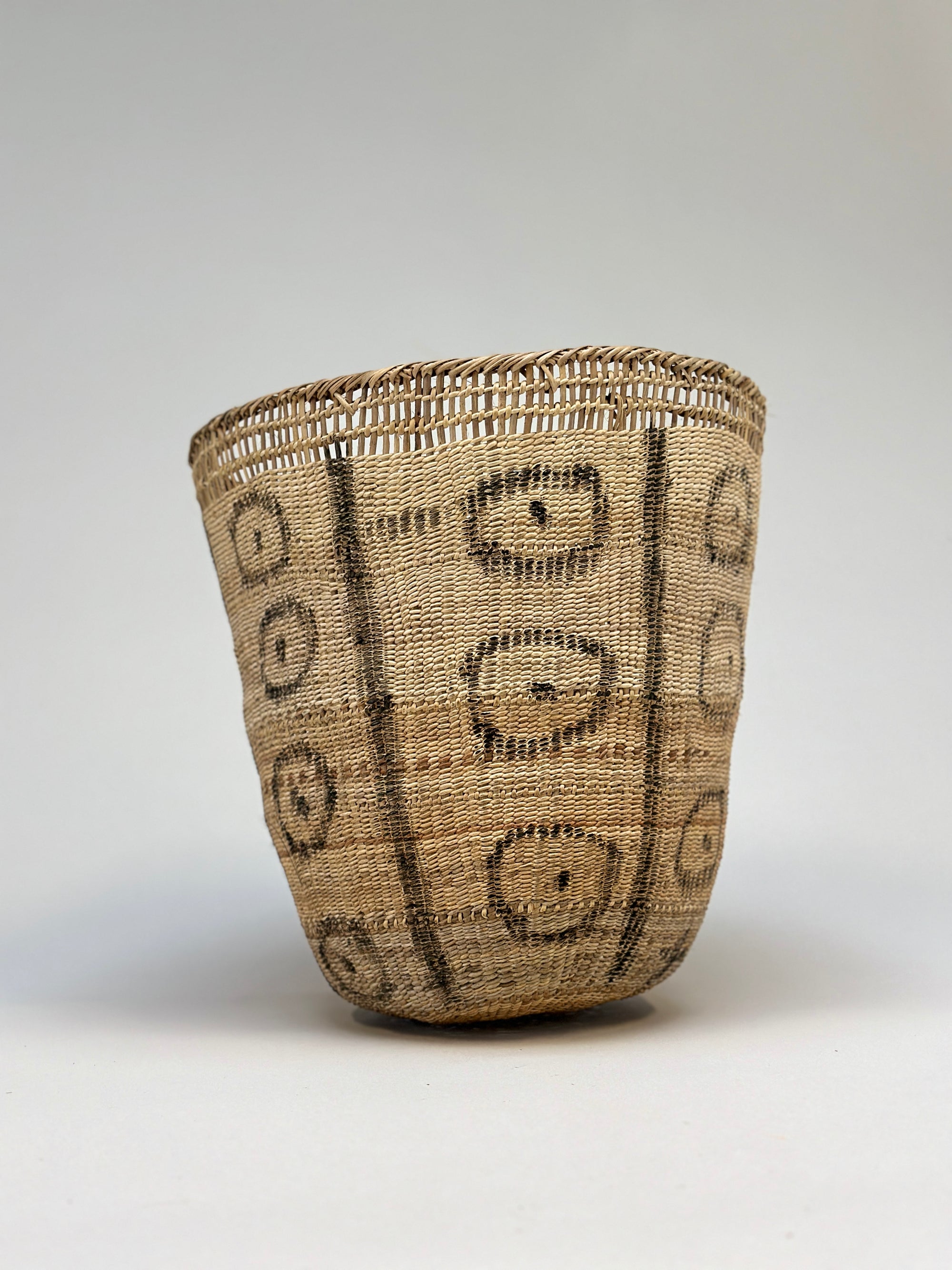 Wii Basket with Graphism by Yanomami