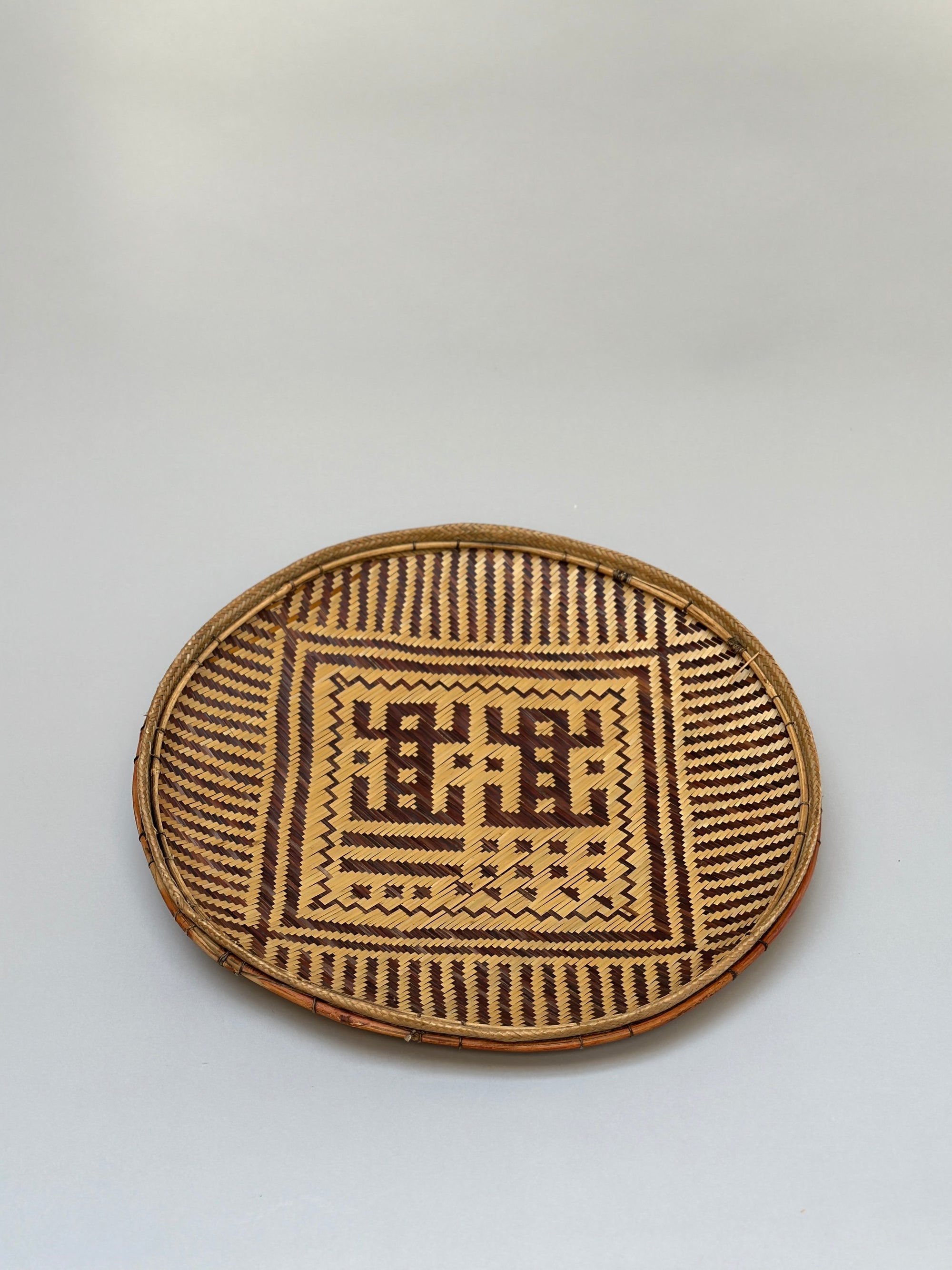 Traditional Flat Basket by Yekuana