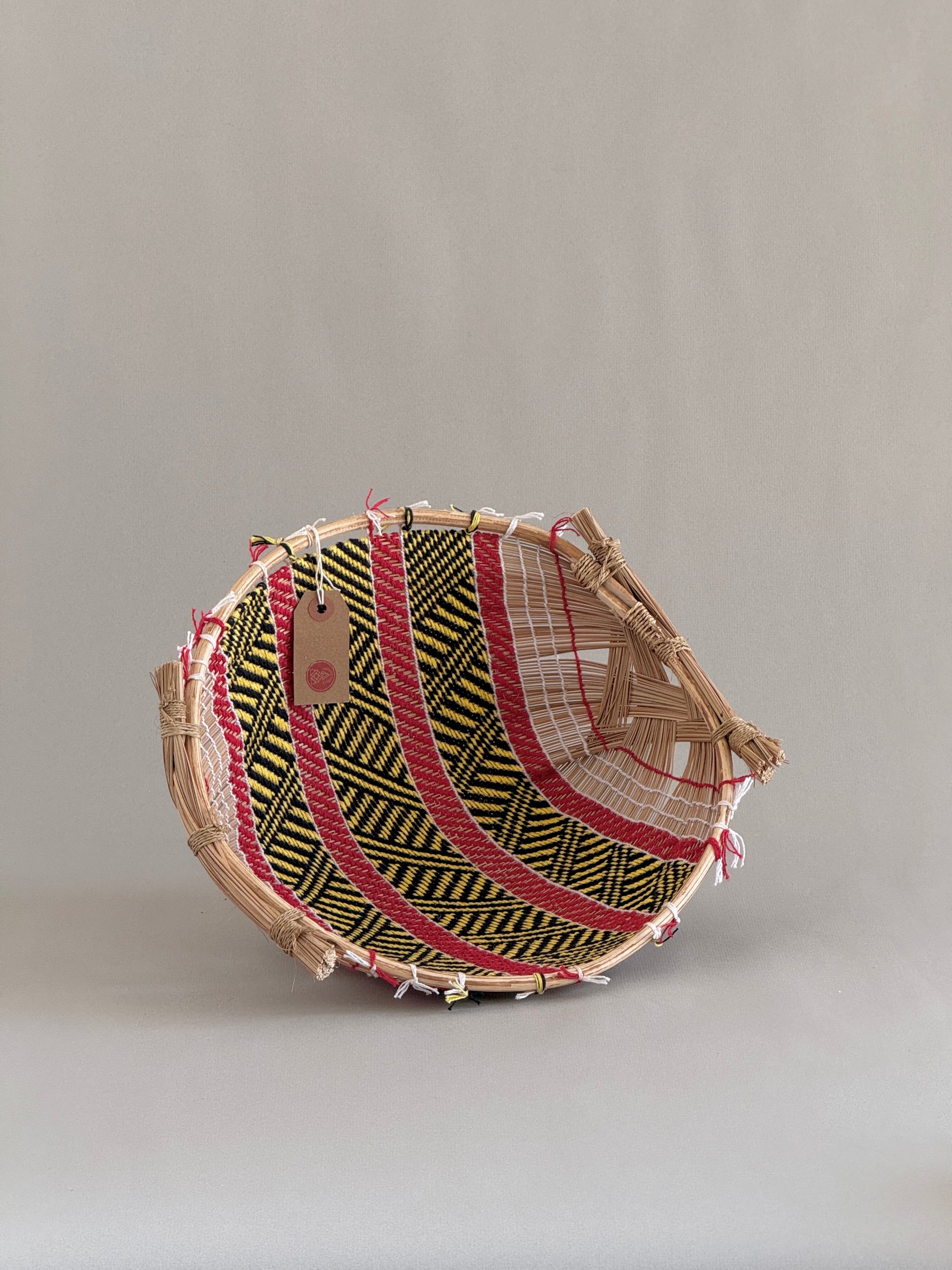 Mehinako Kunho Basket | Mixed Pigment Graphism
