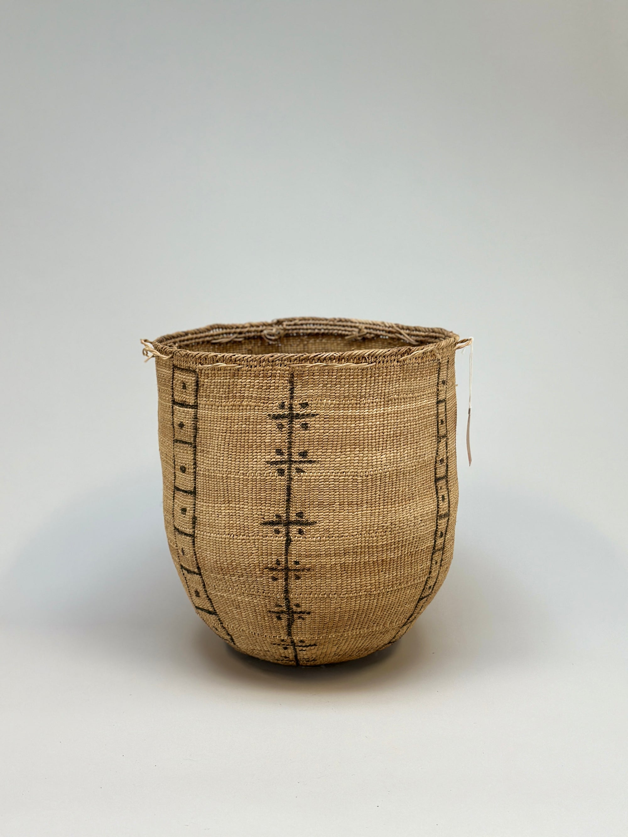 Wii Basket with Graphism by Yanomami