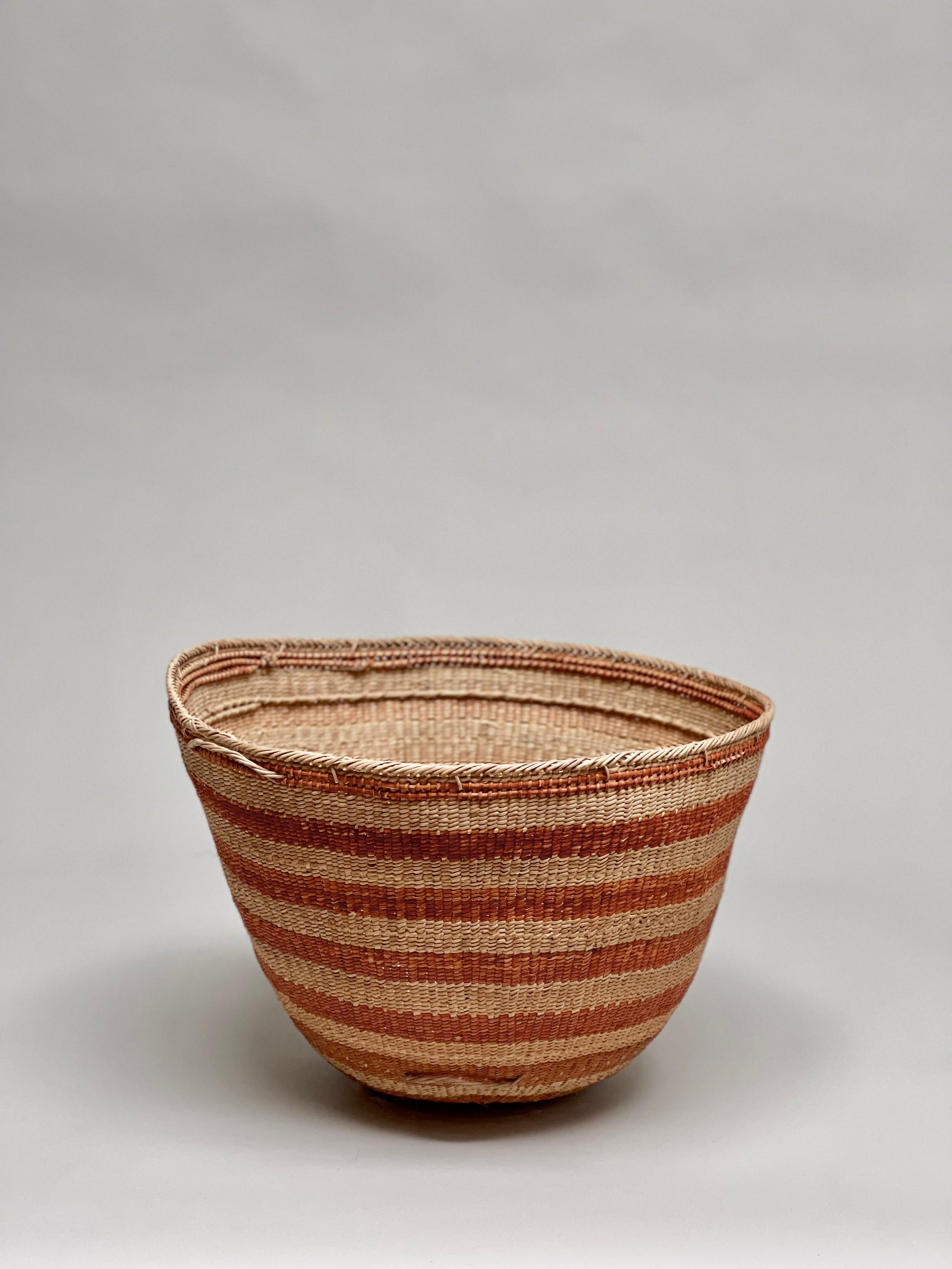 Wii Baskets with Urucum Stripes