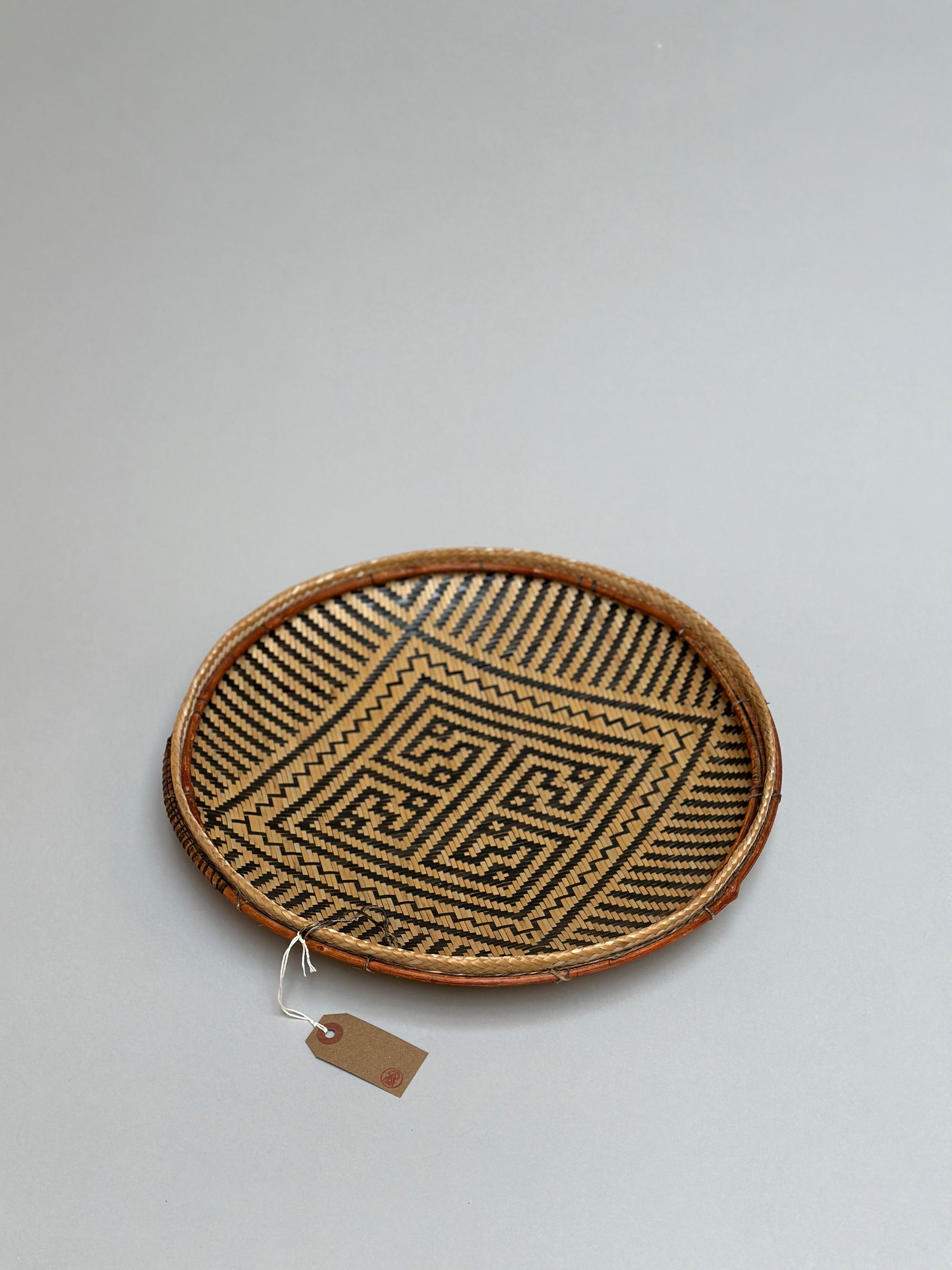 Traditional Flat Basket by Yekuana