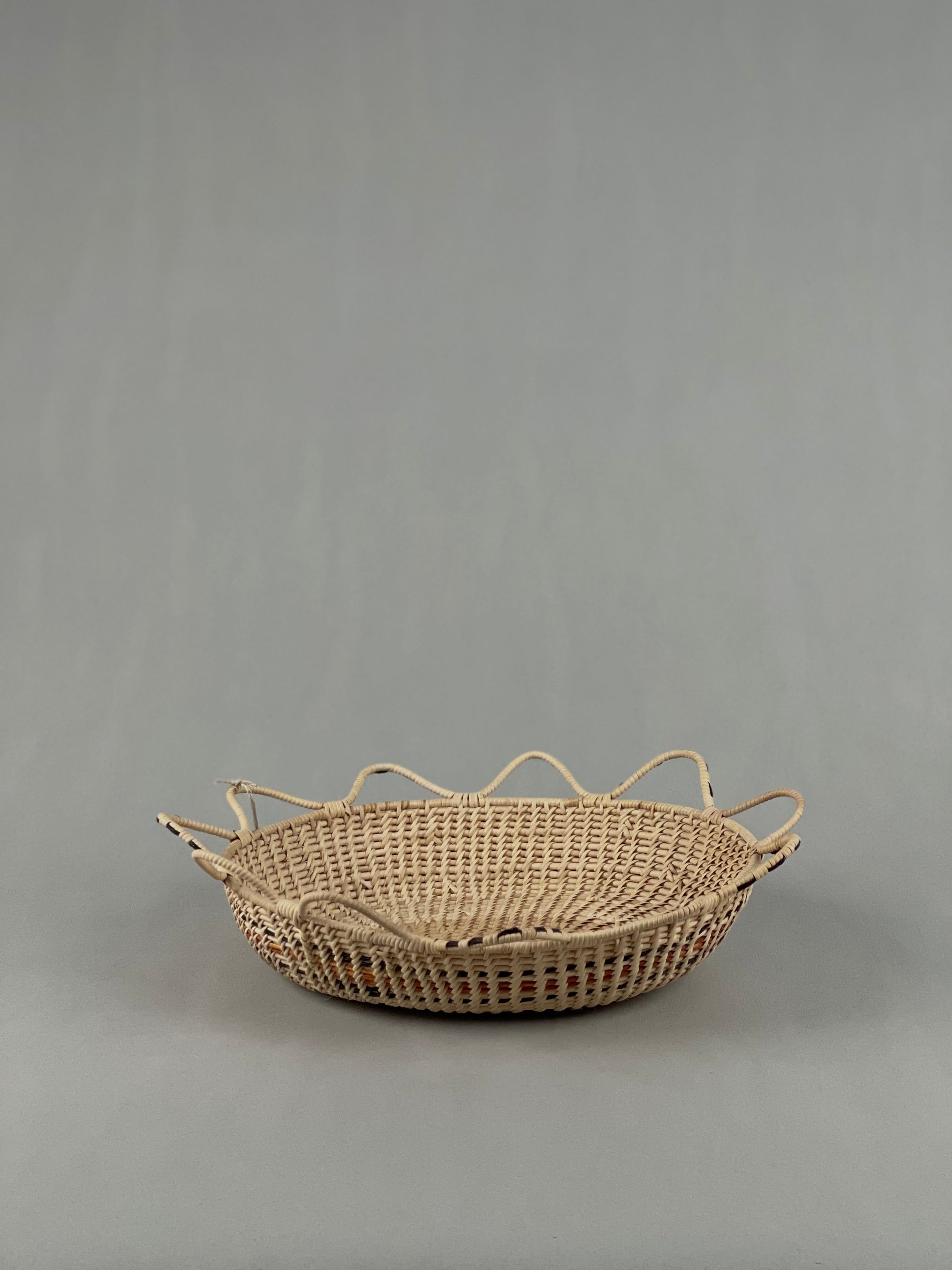 Elipse Titica Fruit Basket with Yanomami Painting