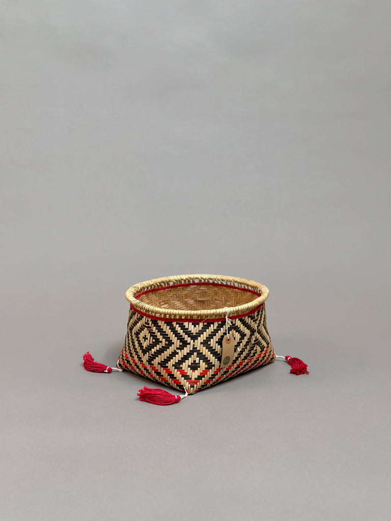 Xingu Low Basket Black & Red Weaving by Mehinako