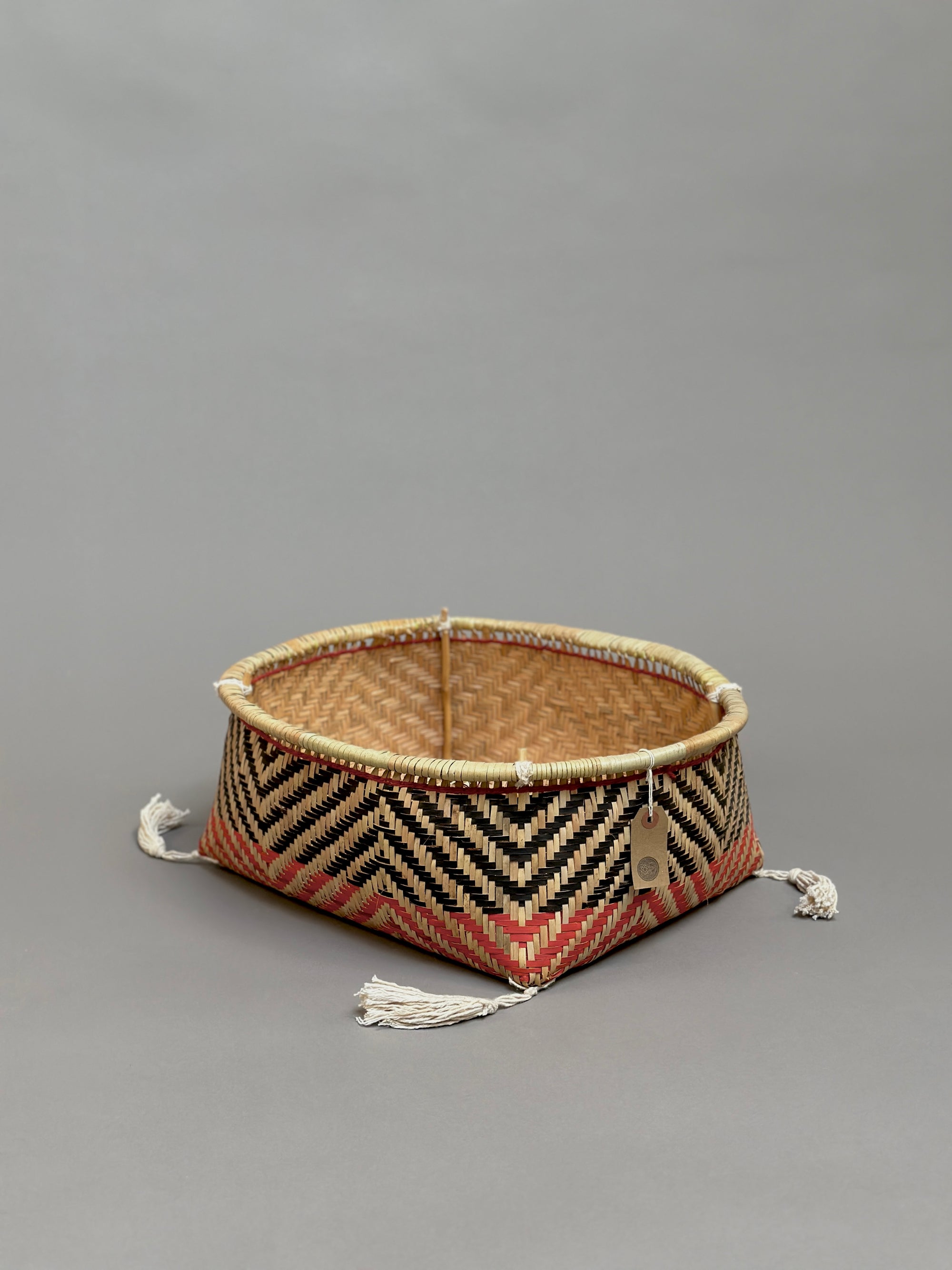 Xingu Low Basket Black &amp; Red Weaving by Mehinako