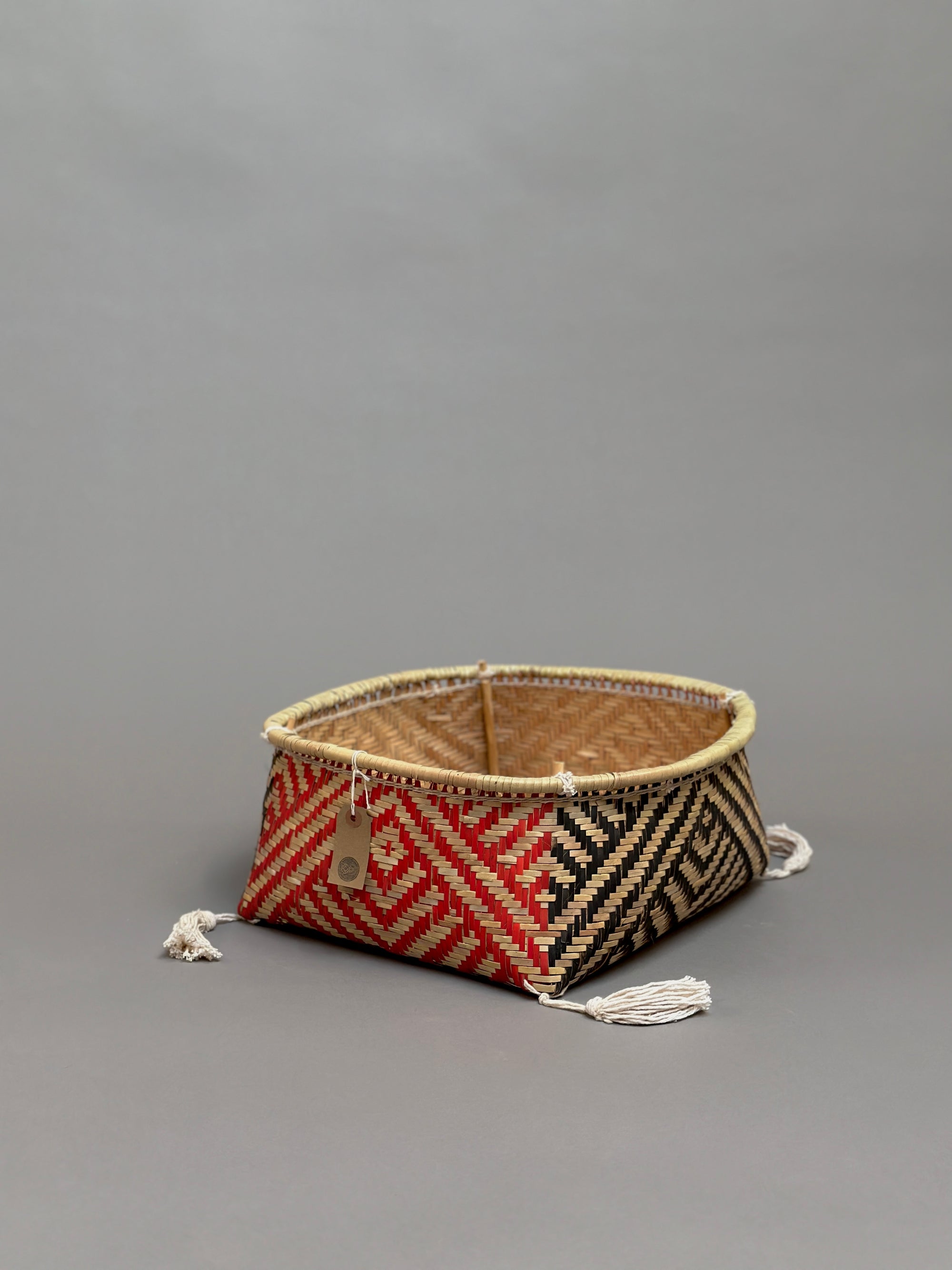 Xingu Low Basket Black &amp; Red Weaving by Mehinako