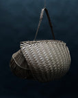 Baby-carrying basket by Xavante