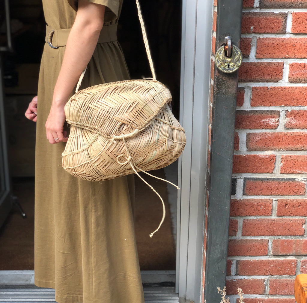 Why We Should All Start Carrying Baskets Instead of Purses